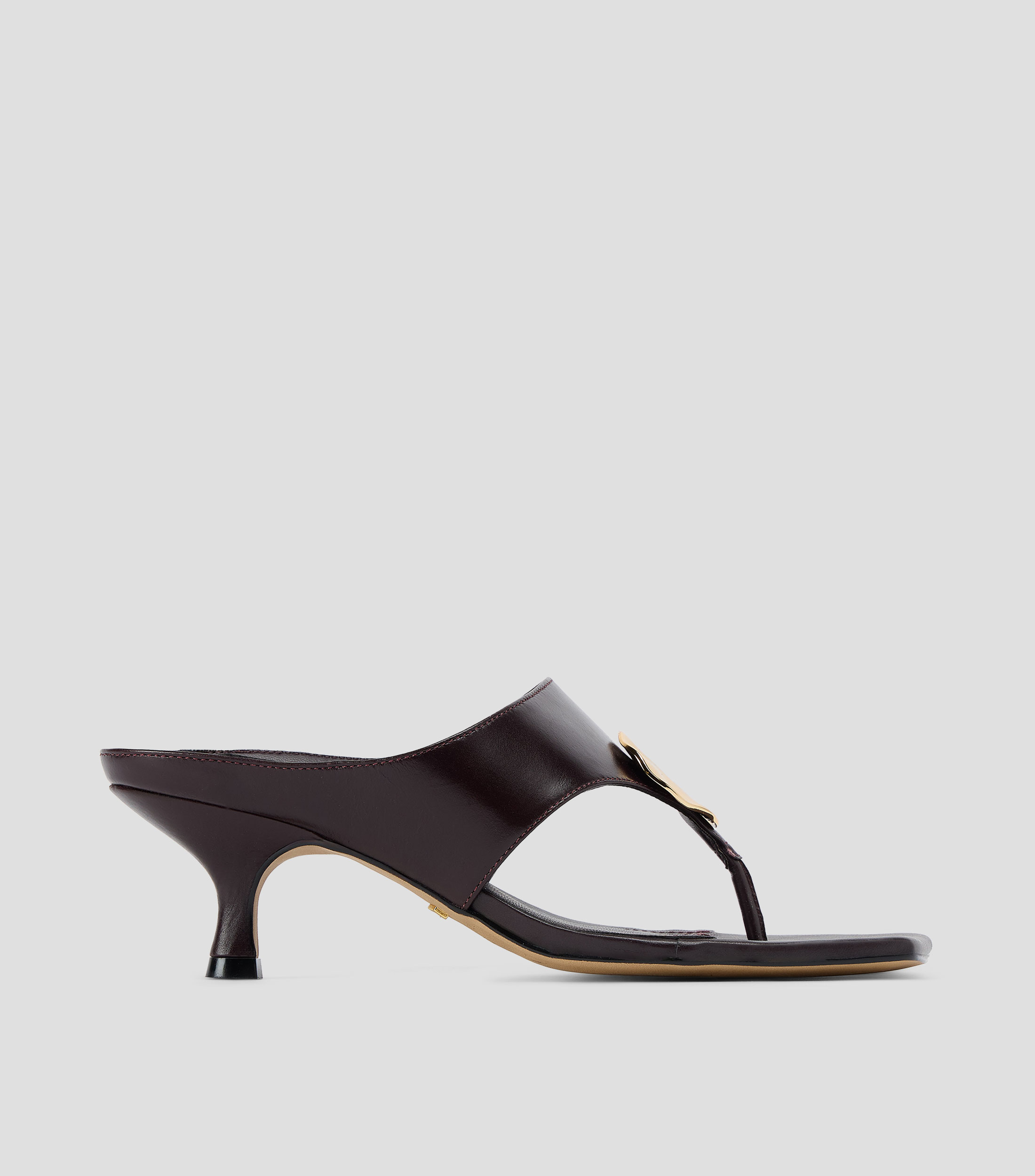 Sandalias con tacón bajo cuadrado Mujer