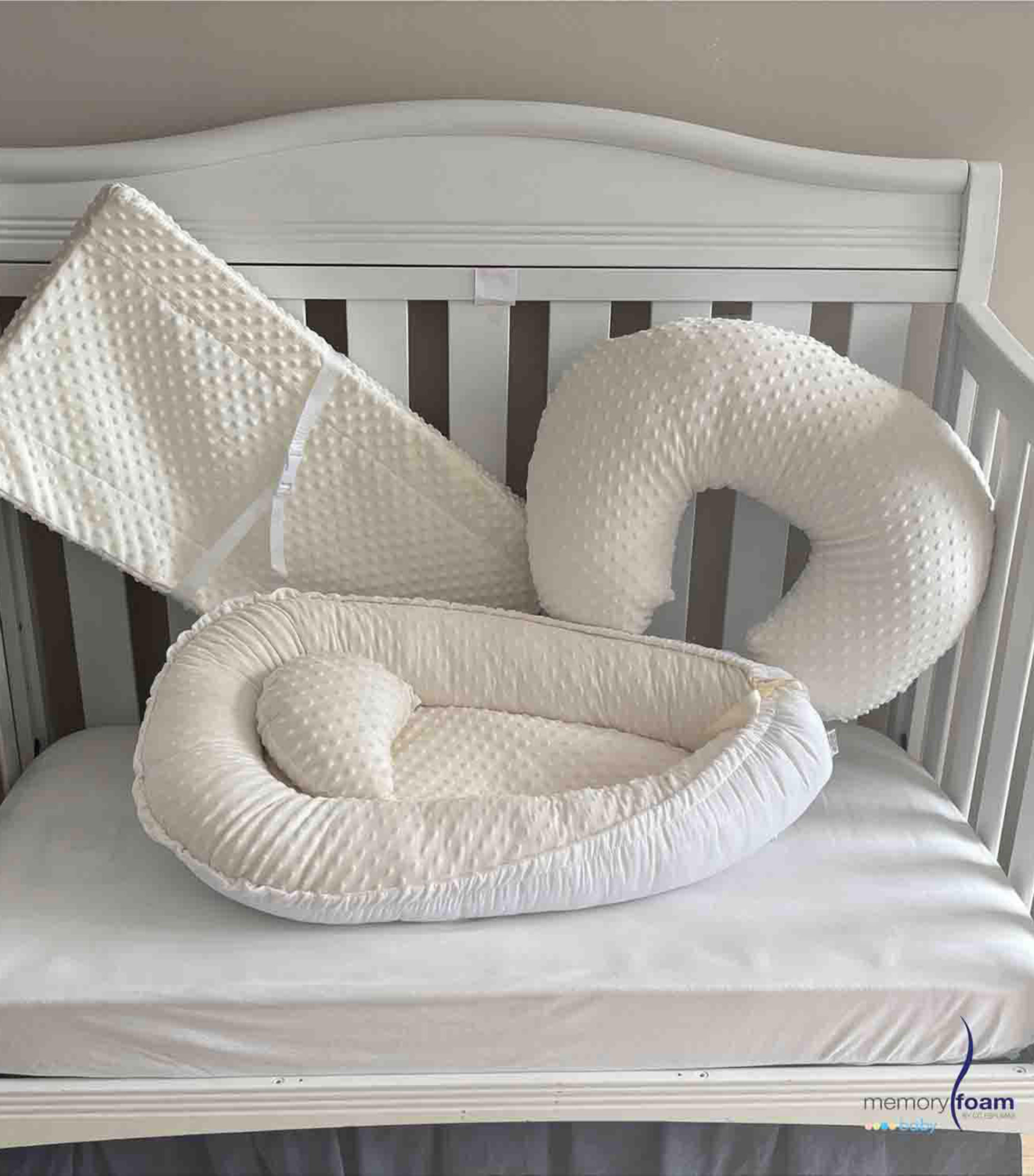 Set Nido de bebé + Almohada de lactancia + Colchón Cambiador, Beige