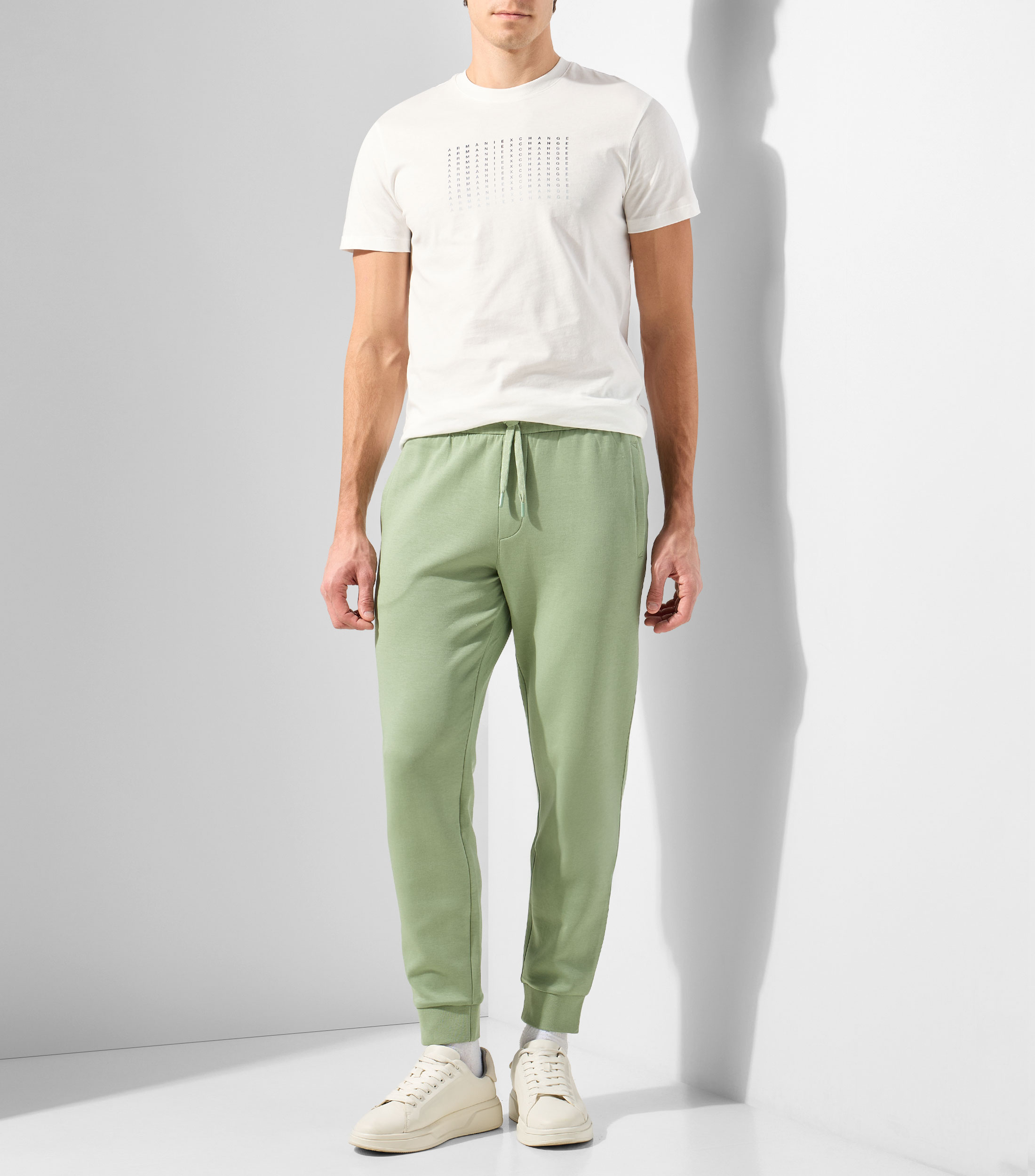 Playera cuello redondo manga corta estampada Hombre