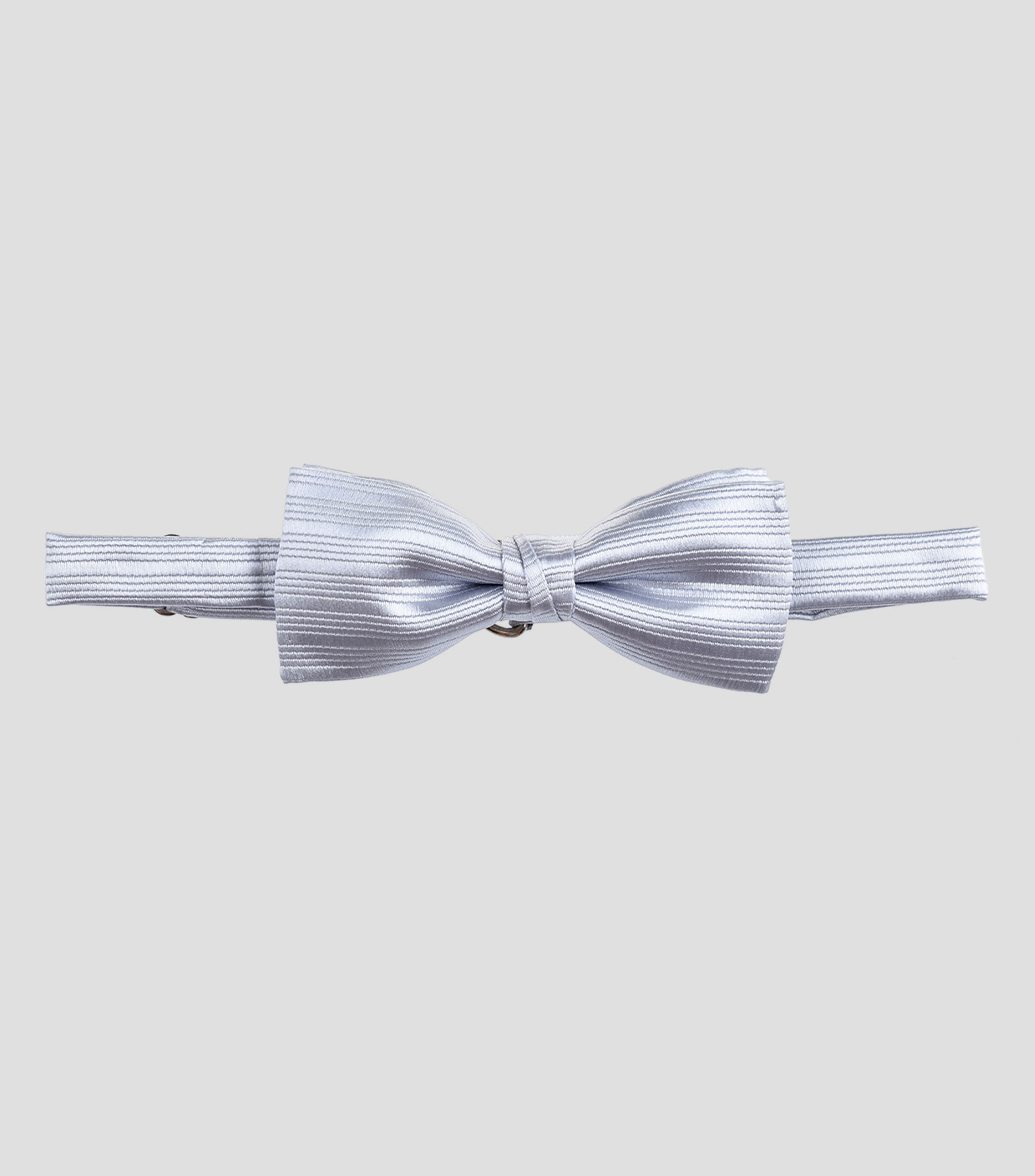 Corbata de Moño blanca con líneas Niño