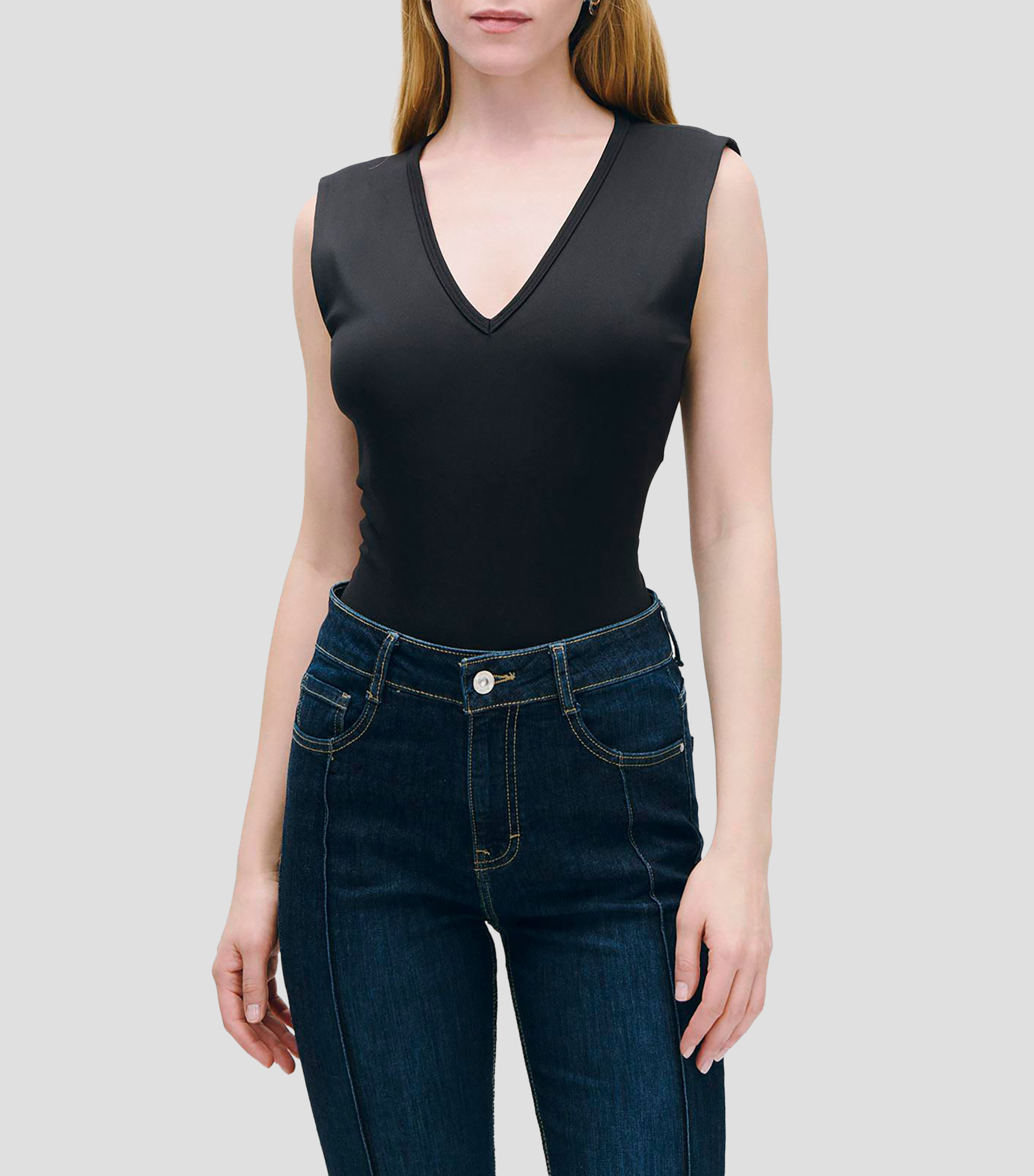 Blusa Negra De Punto Escote V Top Integrado Mujer