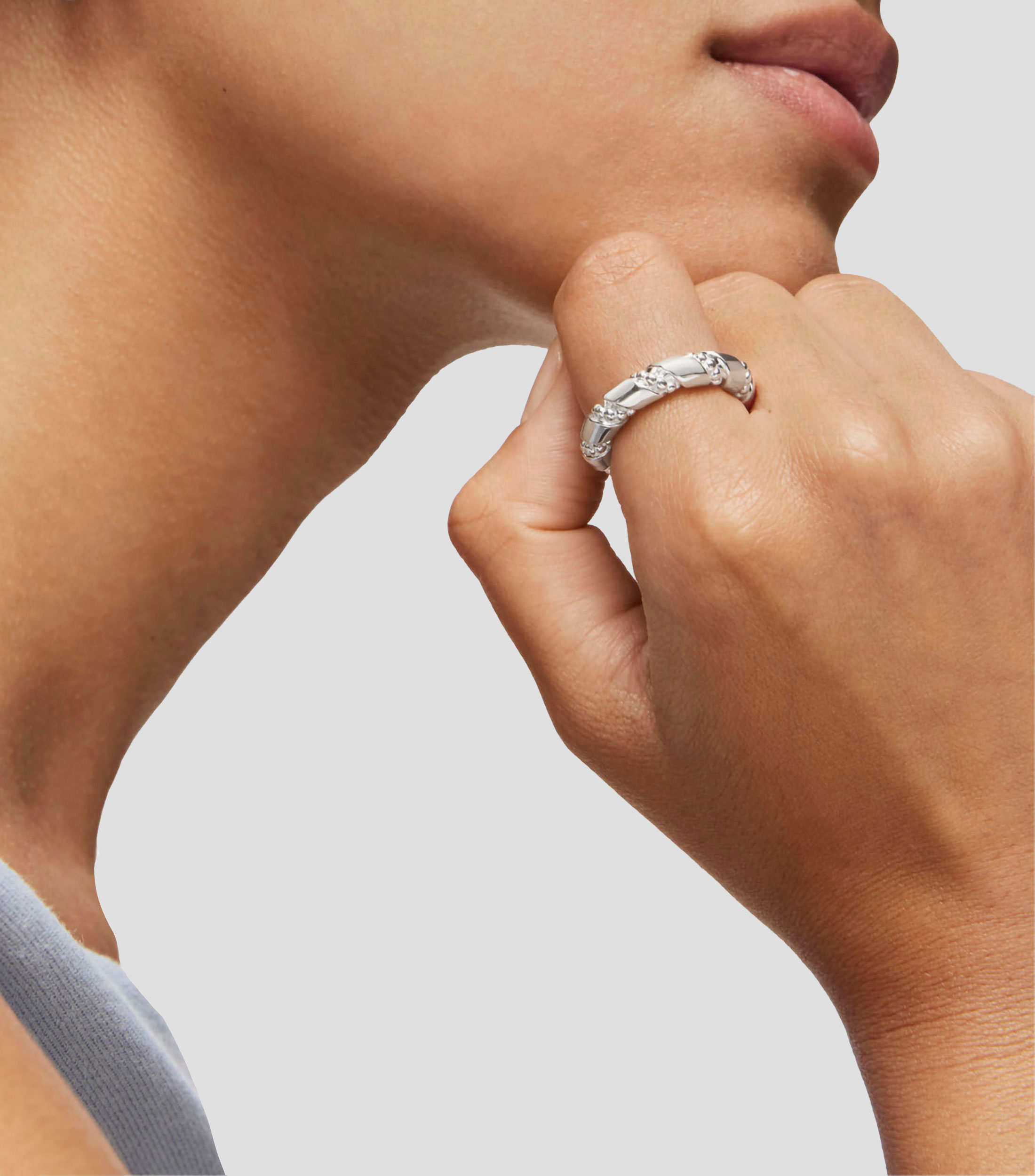 Anillo grande en plata Twisted Mujer