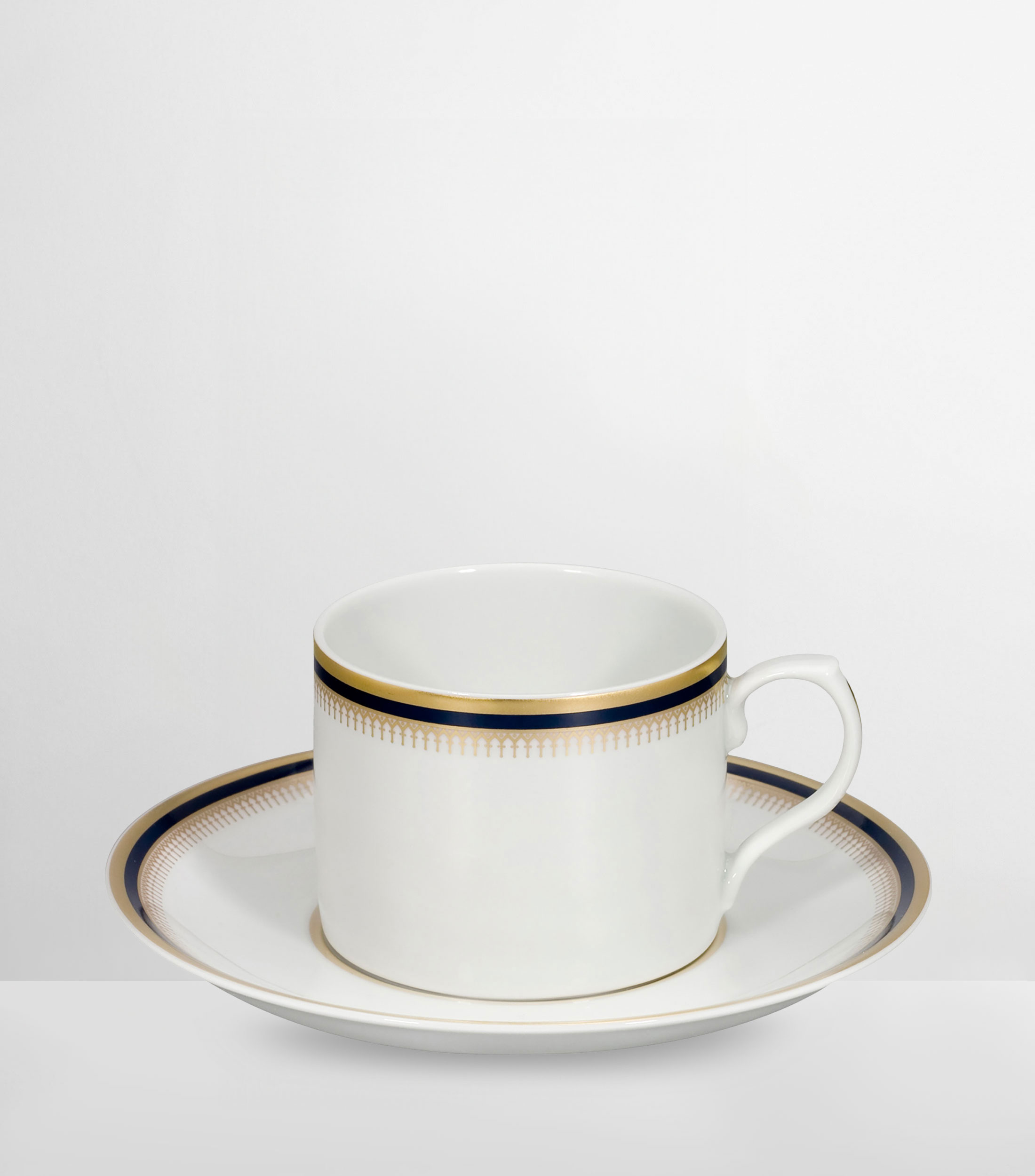 Taza para te con platillo Cambridge