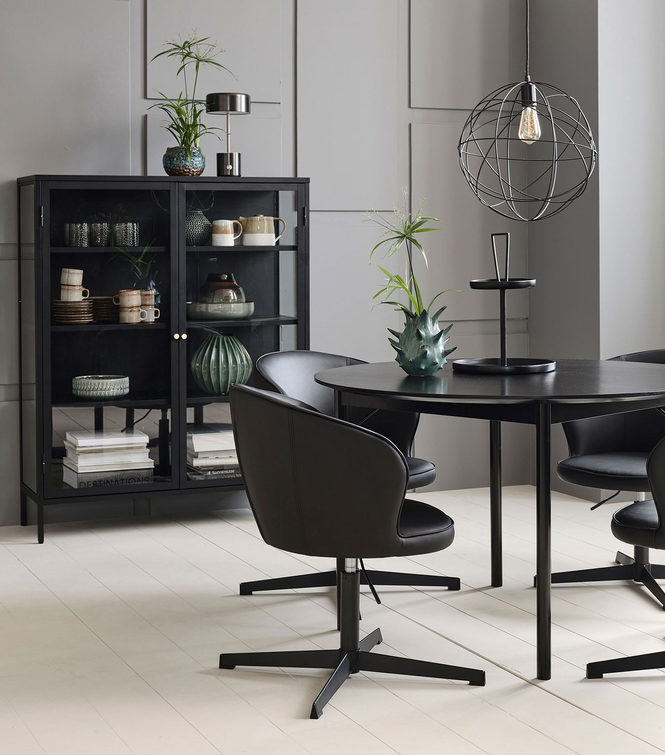 Gabinete Carmel en metal