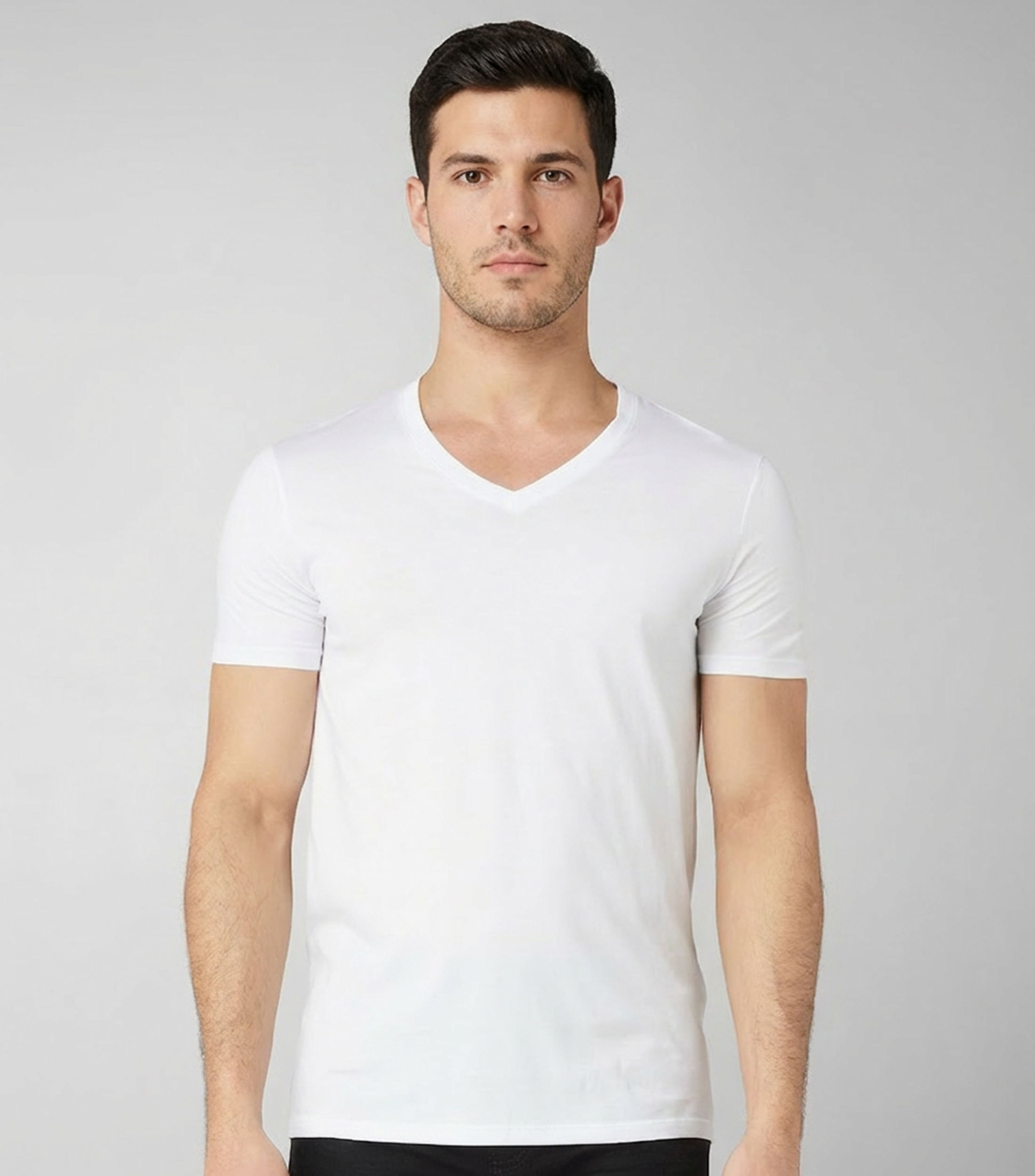 Playera cuello V y manga corta lisa Hombre