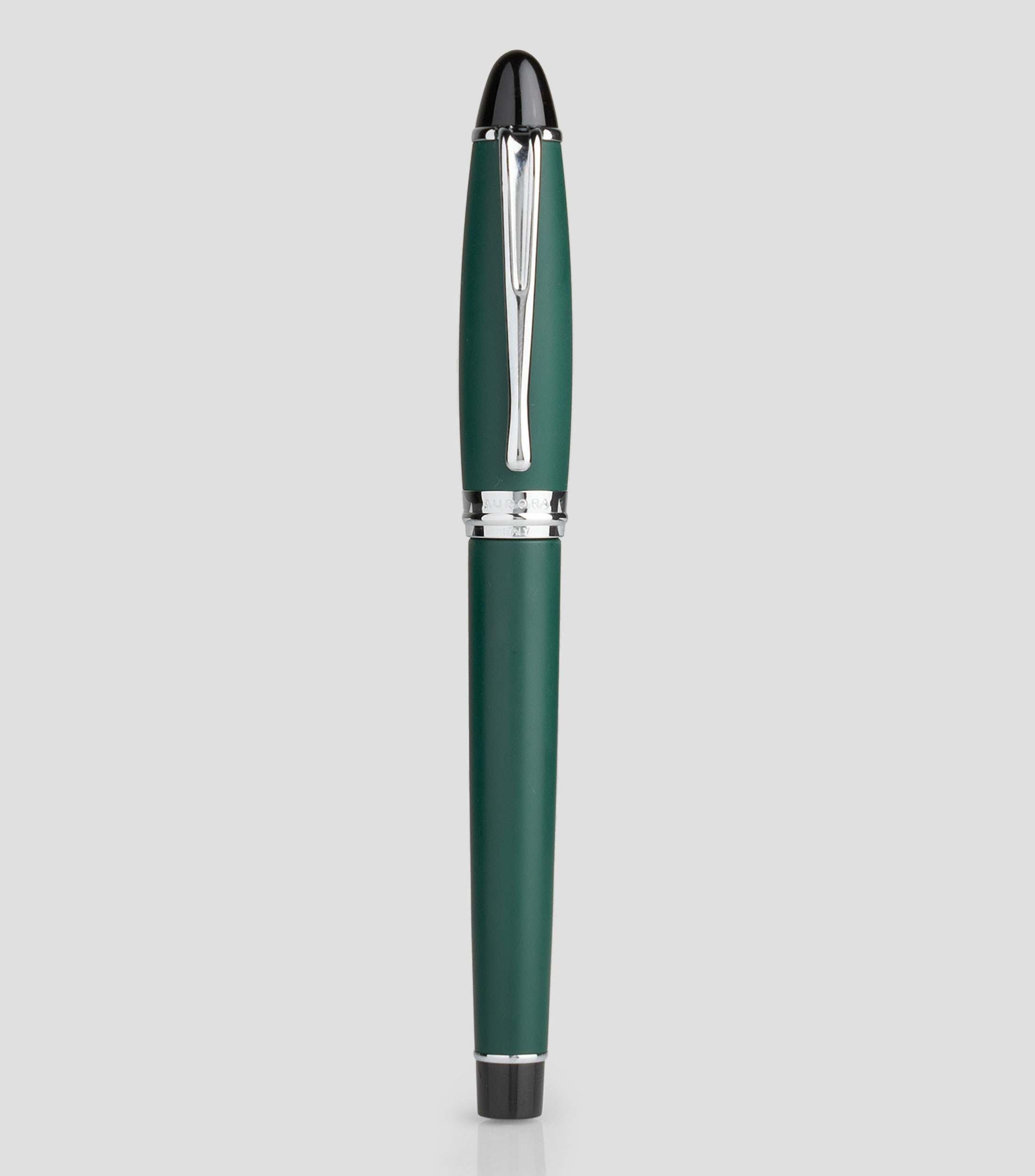 Pluma estilográfica Ipsilon