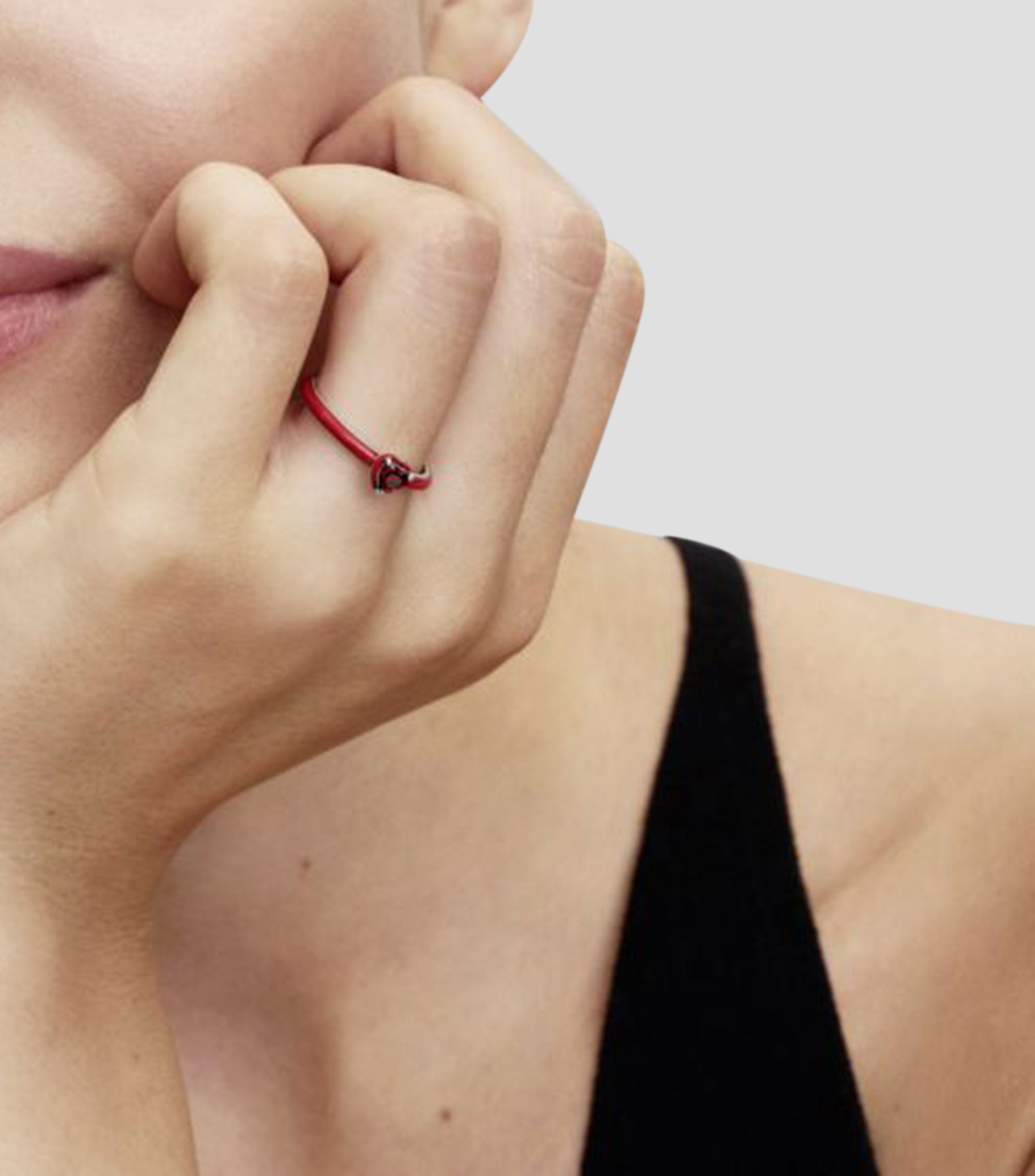 Anillo en plata con incrustación de cristal Mujer