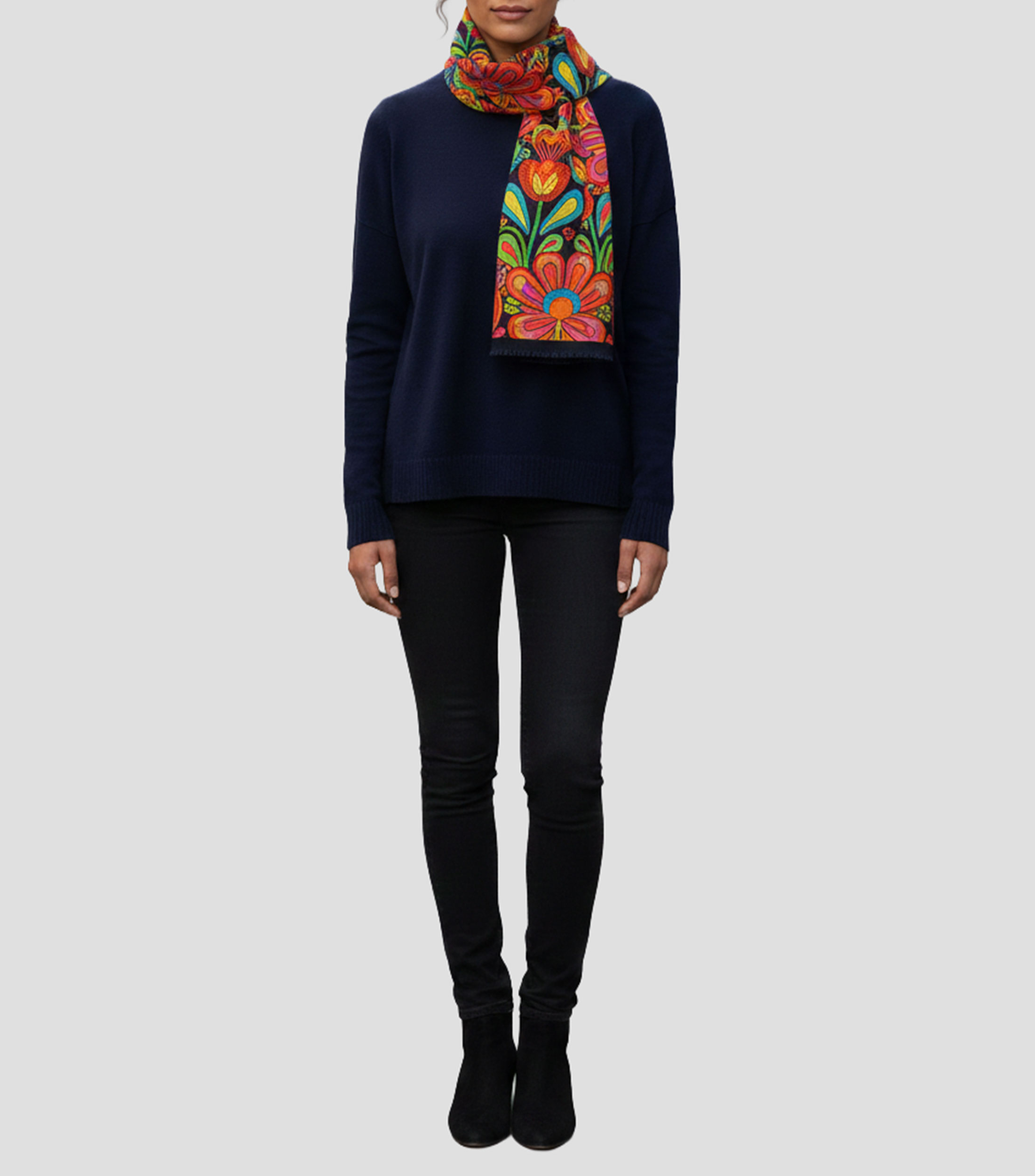 Chalina multicolor con flores Mujer