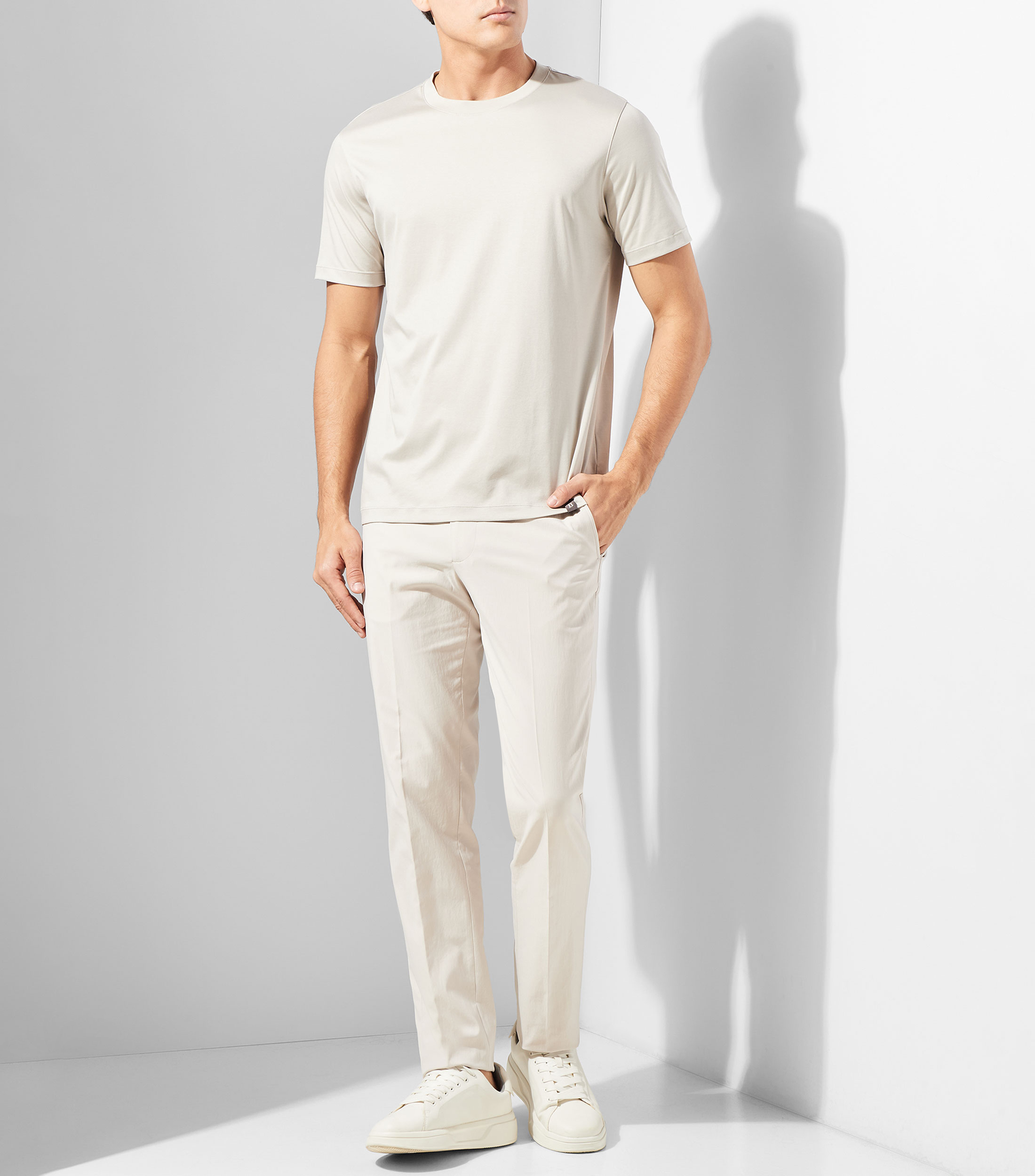 Playera cuello redondo manga corta lisa Hombre