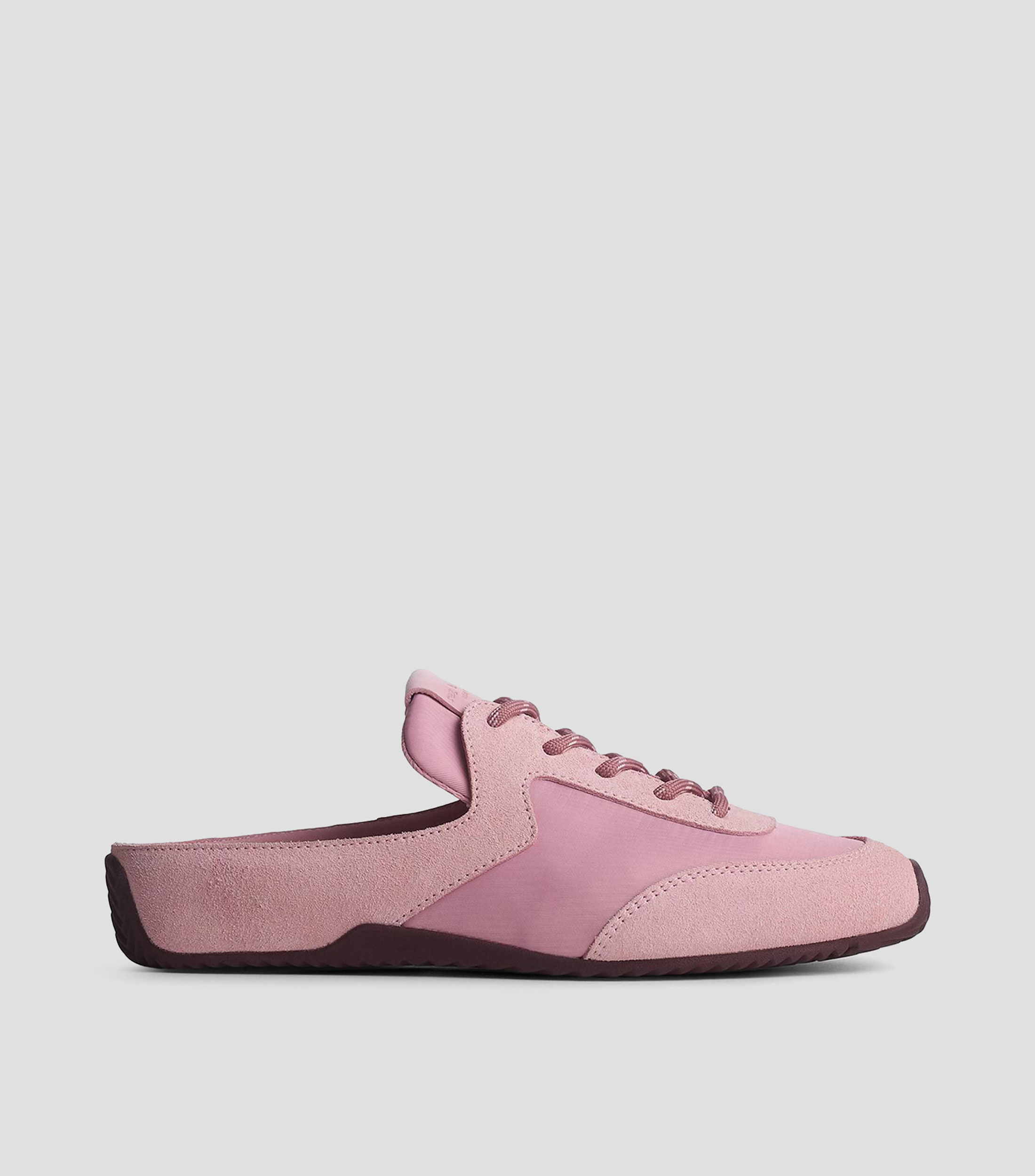 Tenis casuales Retro Runner Slim en piel Mujer