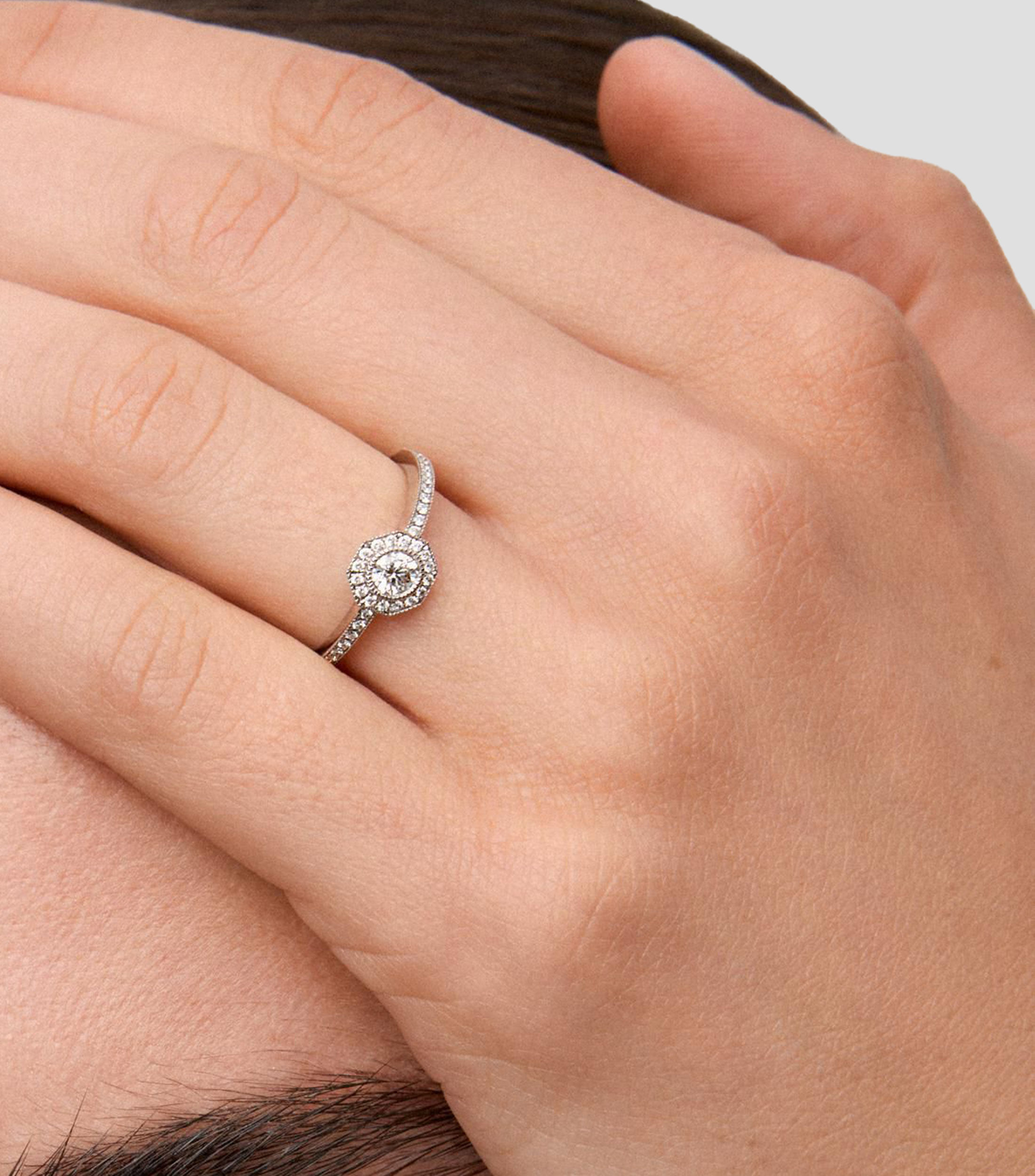 Anillo en oro blanco de 18 kilates Grace con diamantes Mujer