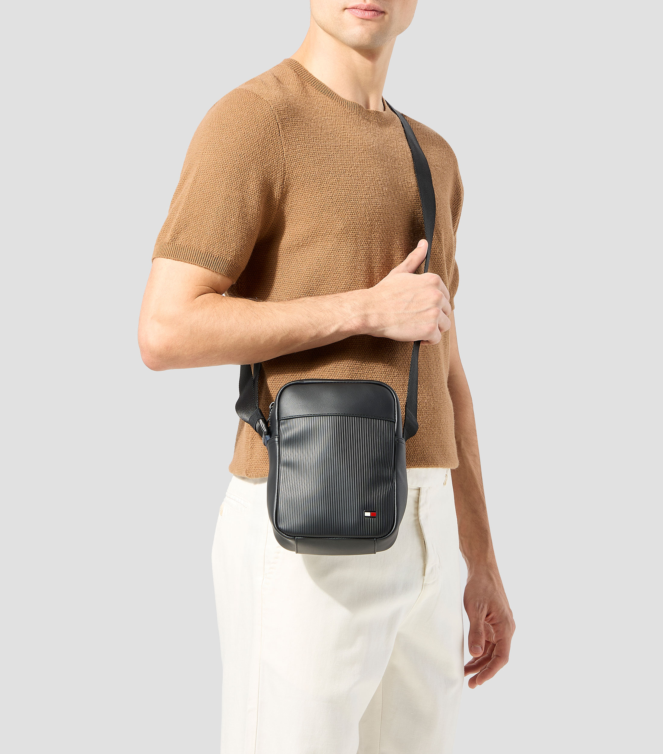 Bolso crossbody liso Hombre