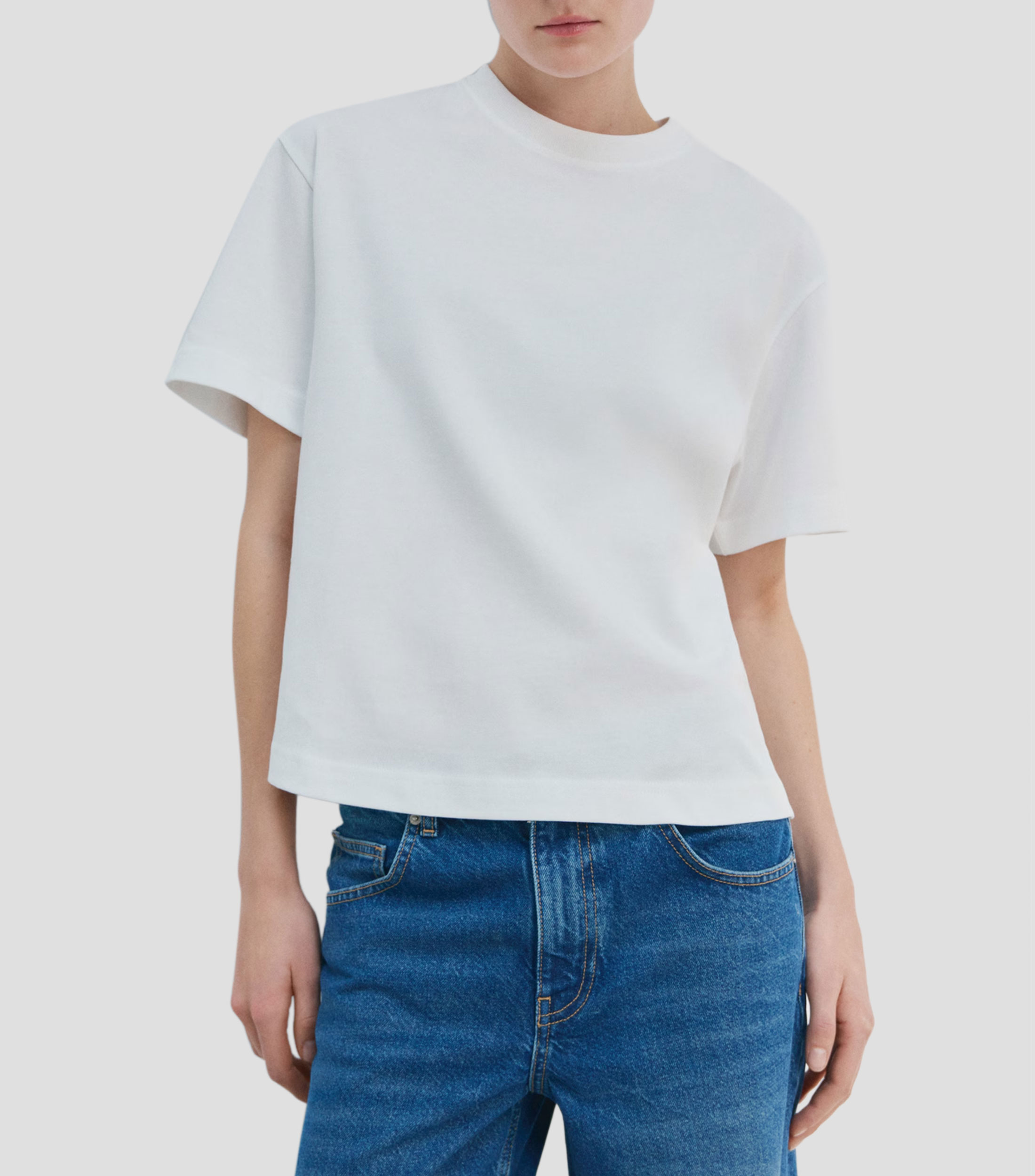 Playera cuello redondo manga corta lisa Mujer