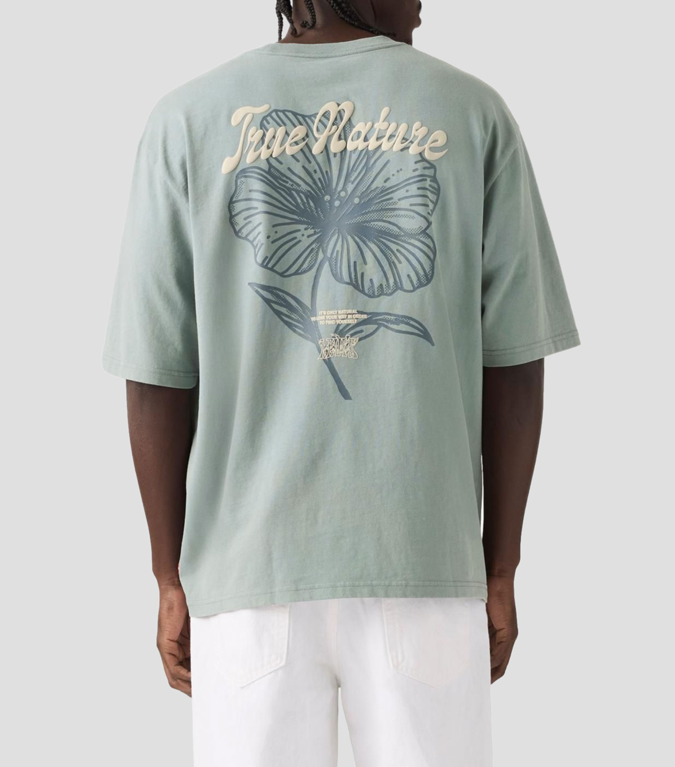 Playera de cuello redondo con manga corta estampada Hombre