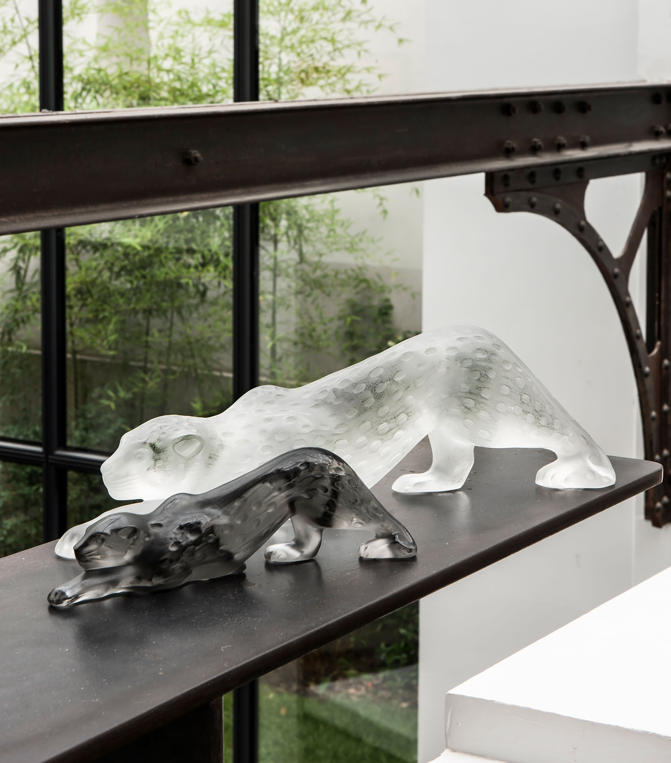 Escultura Pantera Zeila en cristal