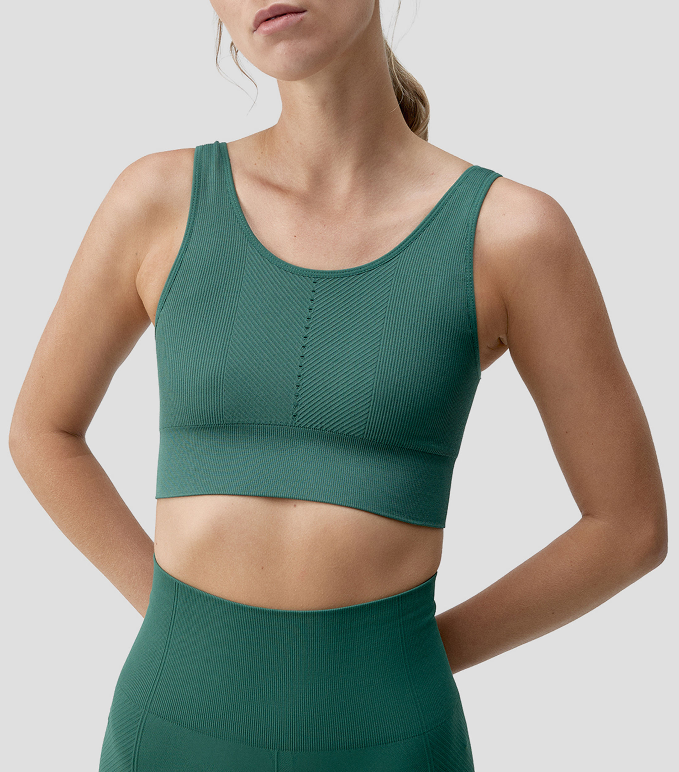 Top deportivo Naisha Mujer