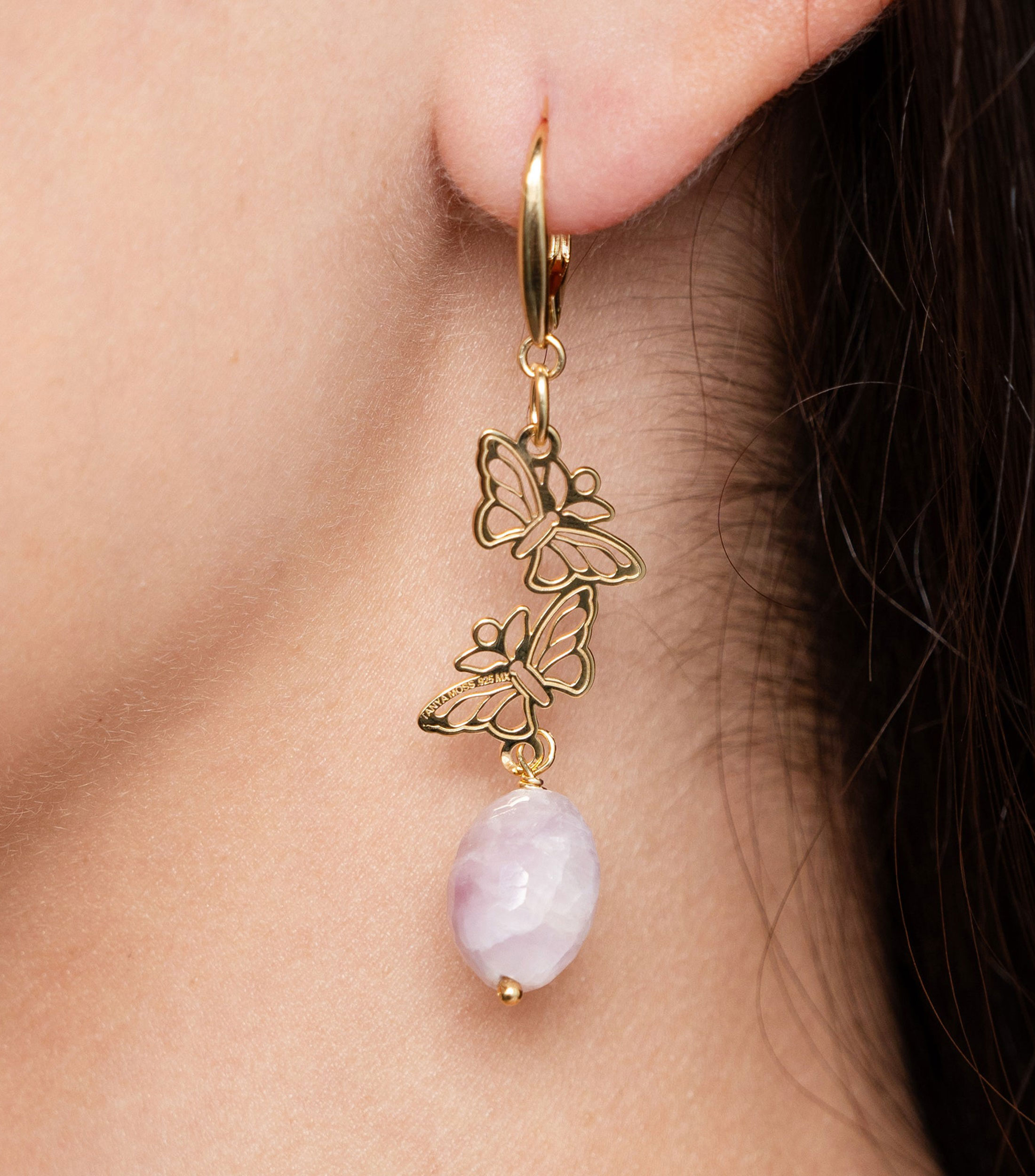 Aretes en Plata .925 con 2 Mariposas e Incrustación de Kunzita Mujer
