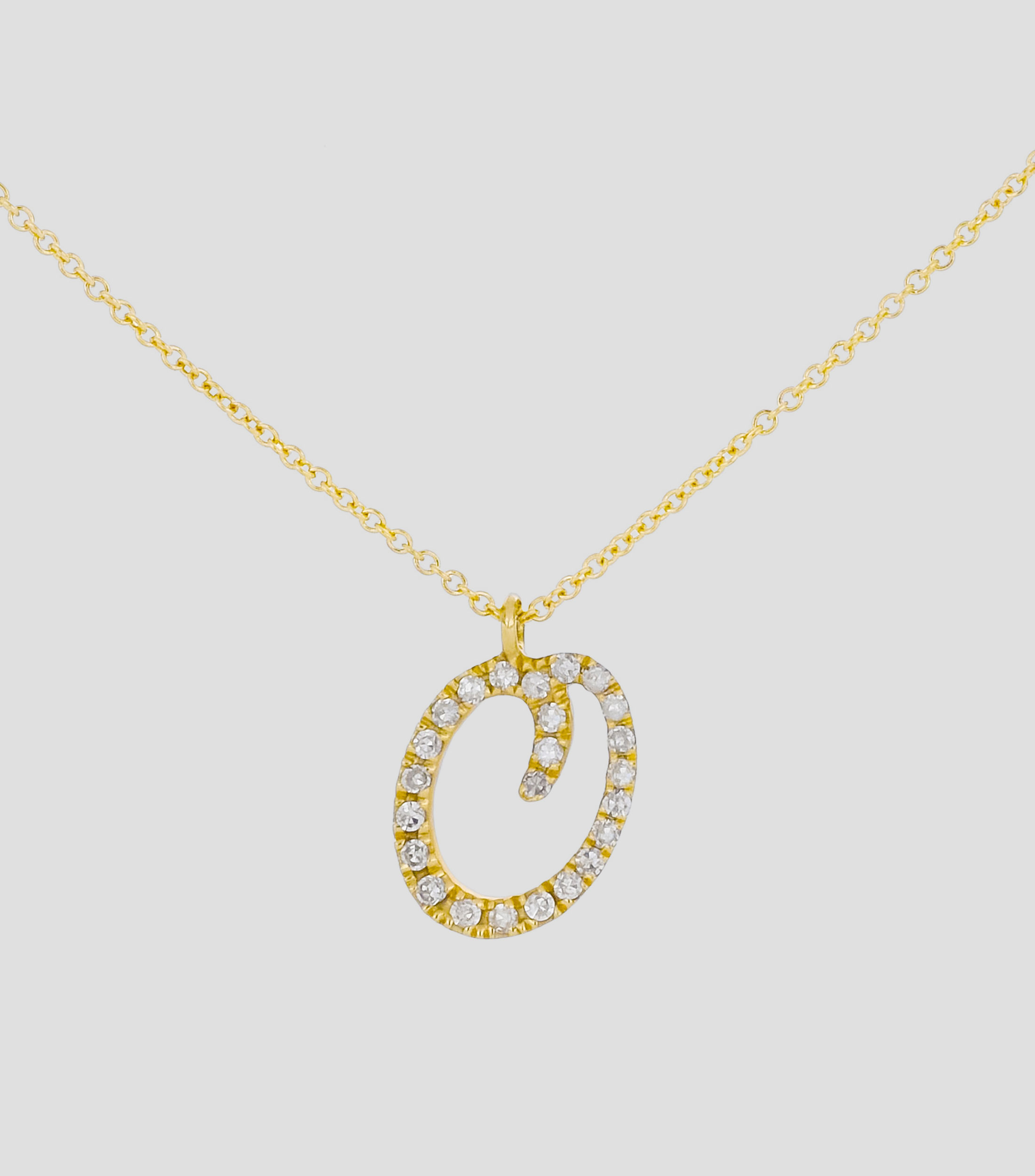 Dije y cadena en oro amarillo 14 Kts Mujer