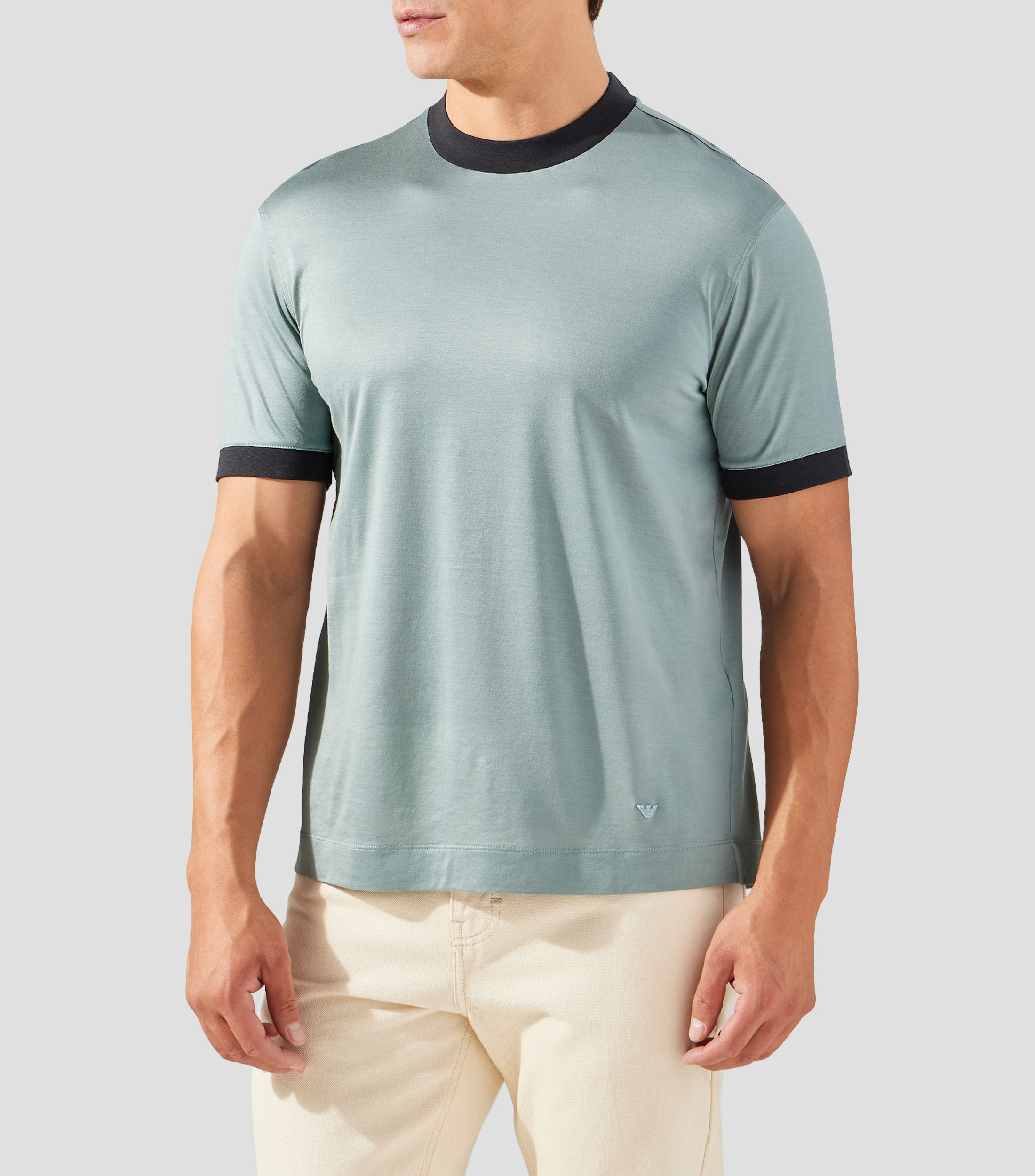 Playera de cuello redondo con manga corta lisa Hombre