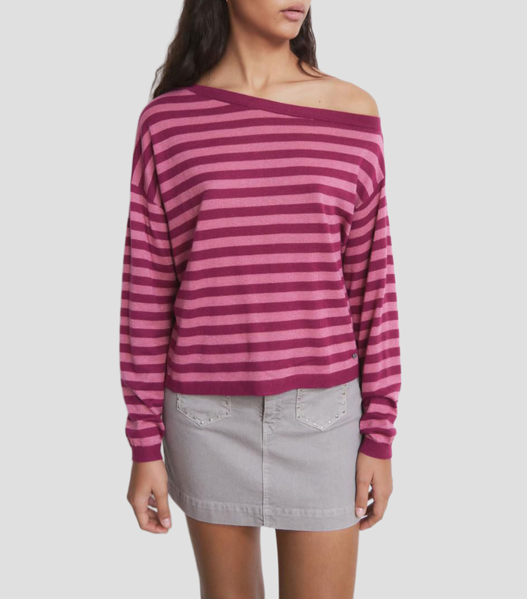 Suéter cuello asimétrico Mujer
