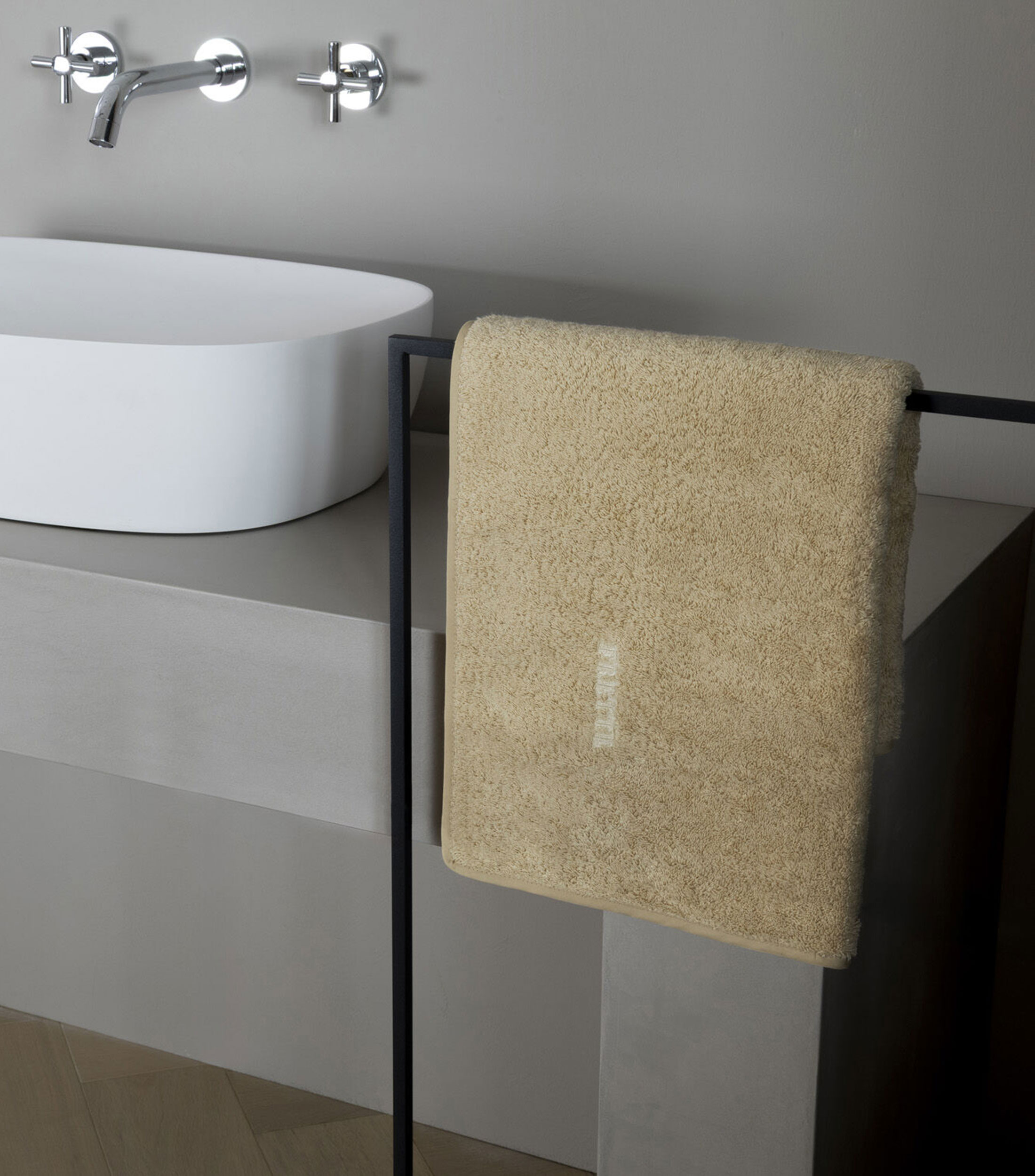 Toalla de medio baño Unito beige