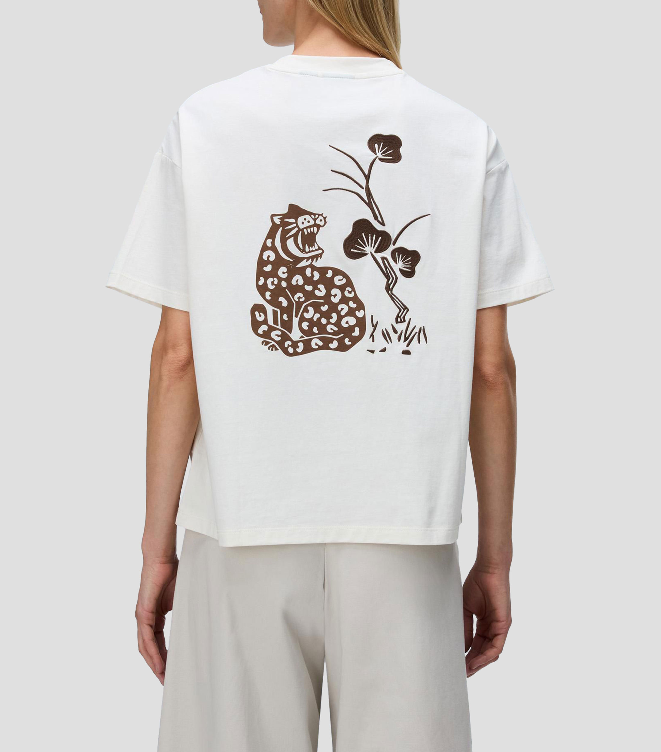 Playera cuello redondo manga corta lisa Mujer