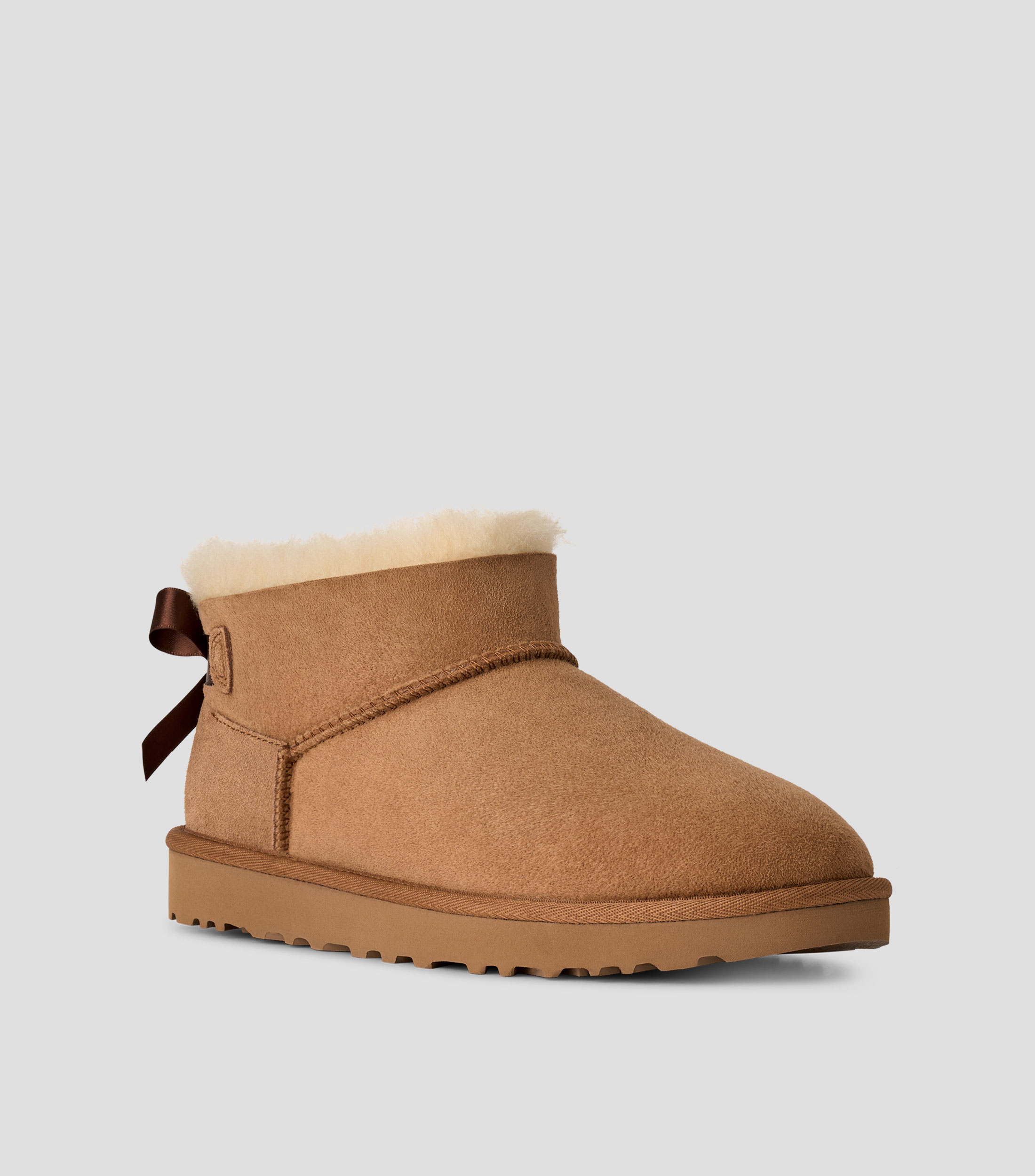 Botines Ultra Mini Bailey Bow en gamuza Mujer