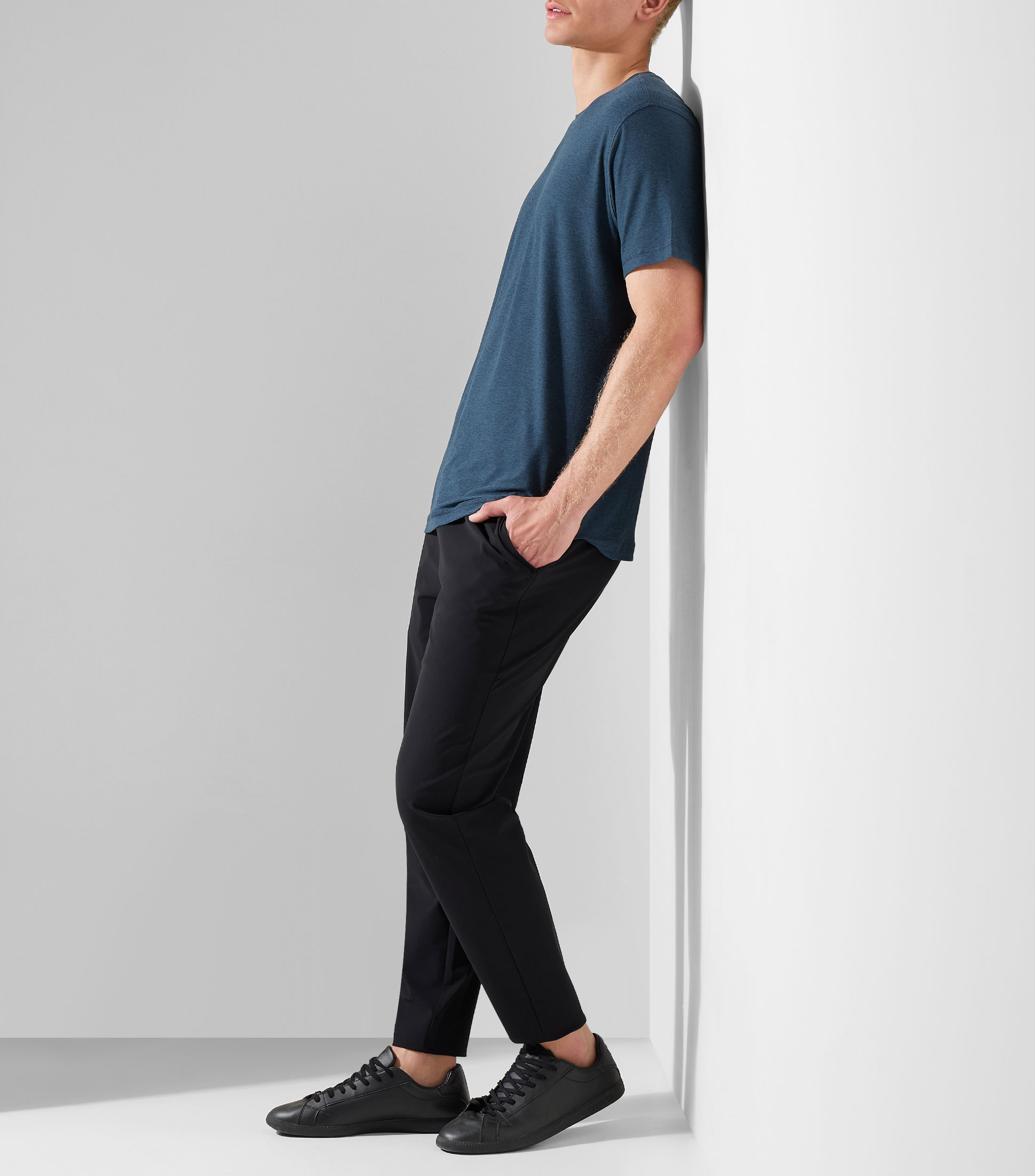 Playera de cuello redondo con manga corta Hombre