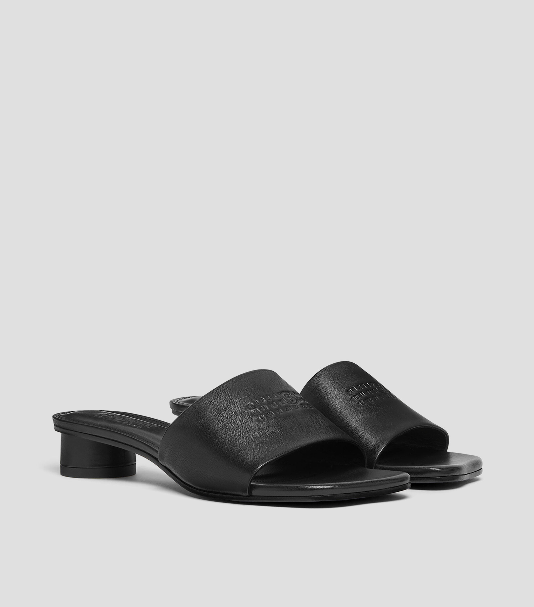 Sandalias de tacón bajo redondo en piel Mujer