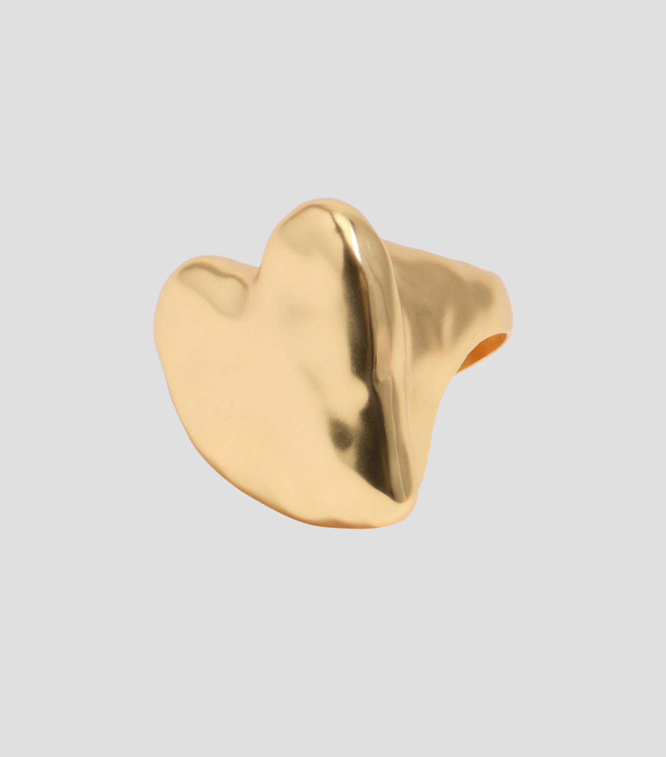 Anillo de corazón con textura dorado mate Mujer