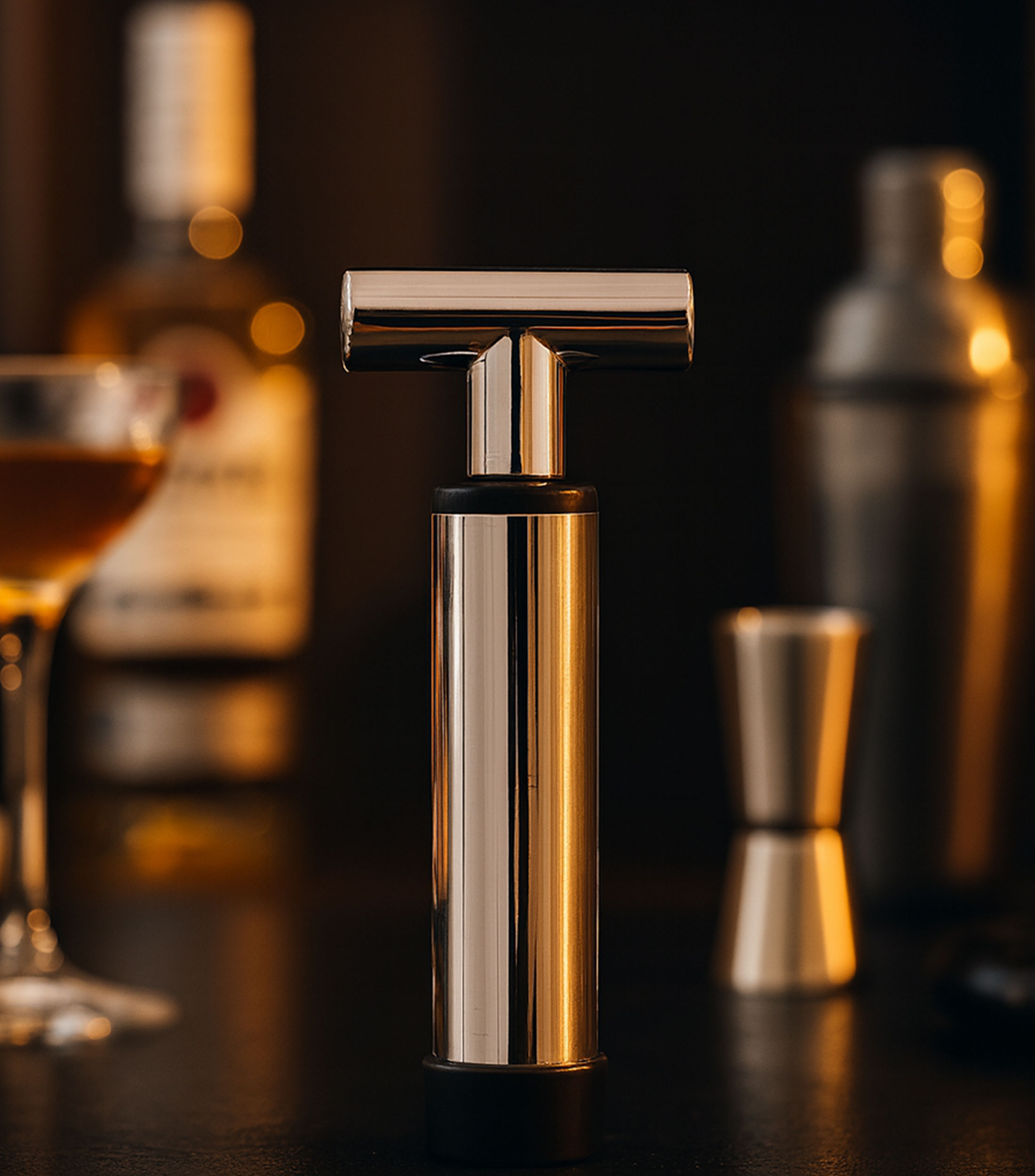 Bomba para vino con 2 tapones Plateada