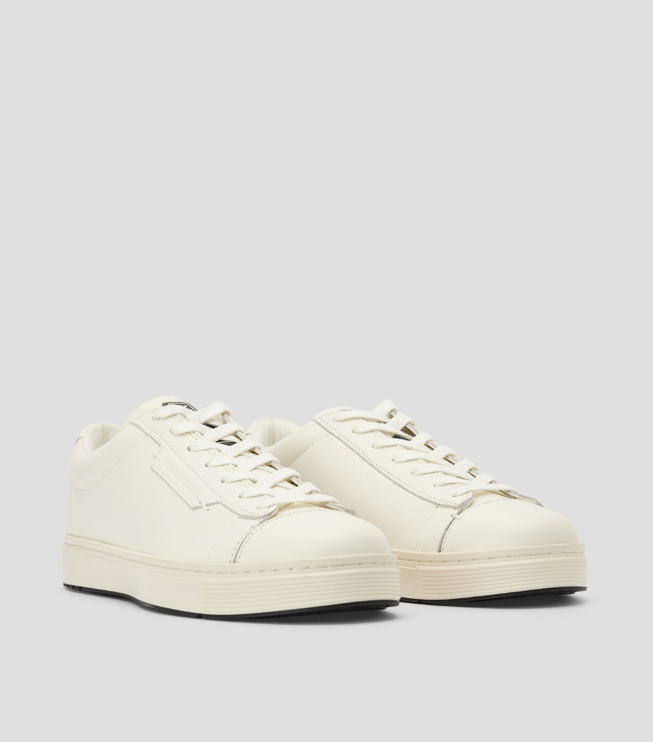 Tenis casuales en piel Hombre