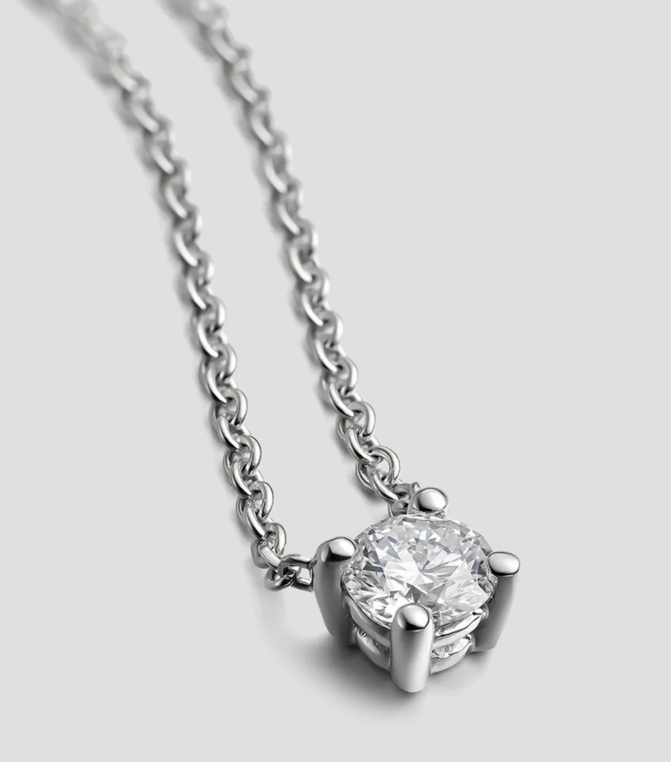 Collar en oro blanco de 18 kilates con diamante Solitario Mujer