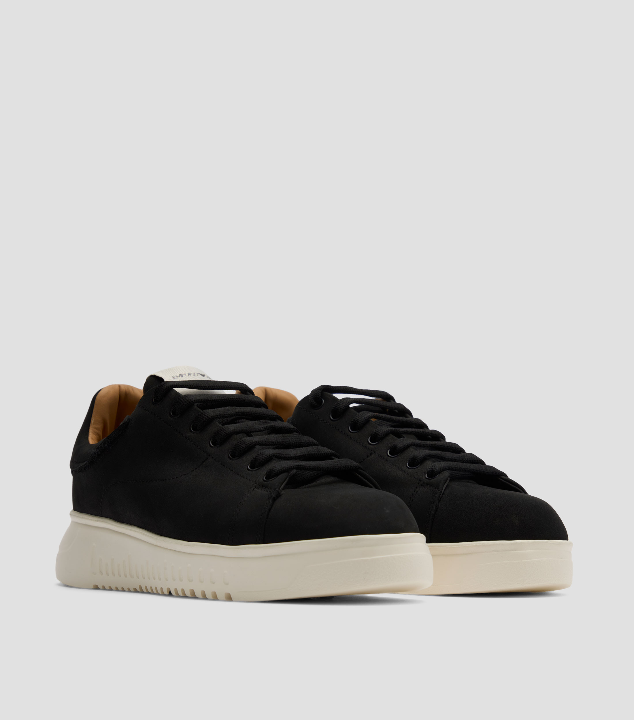Tenis Casuales en Piel con Logotipo Hombre