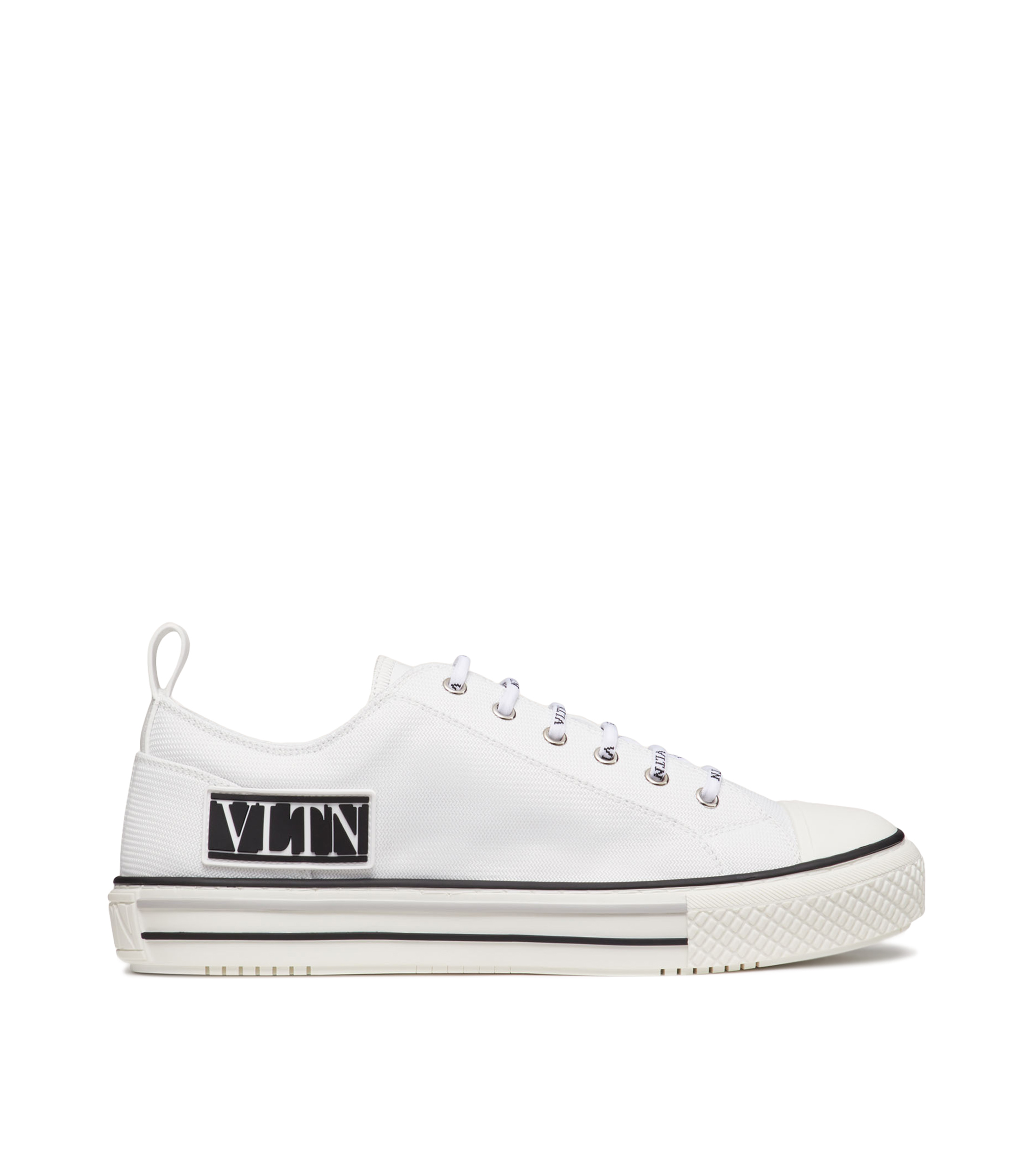 Tenis valentino palacio de hierro
