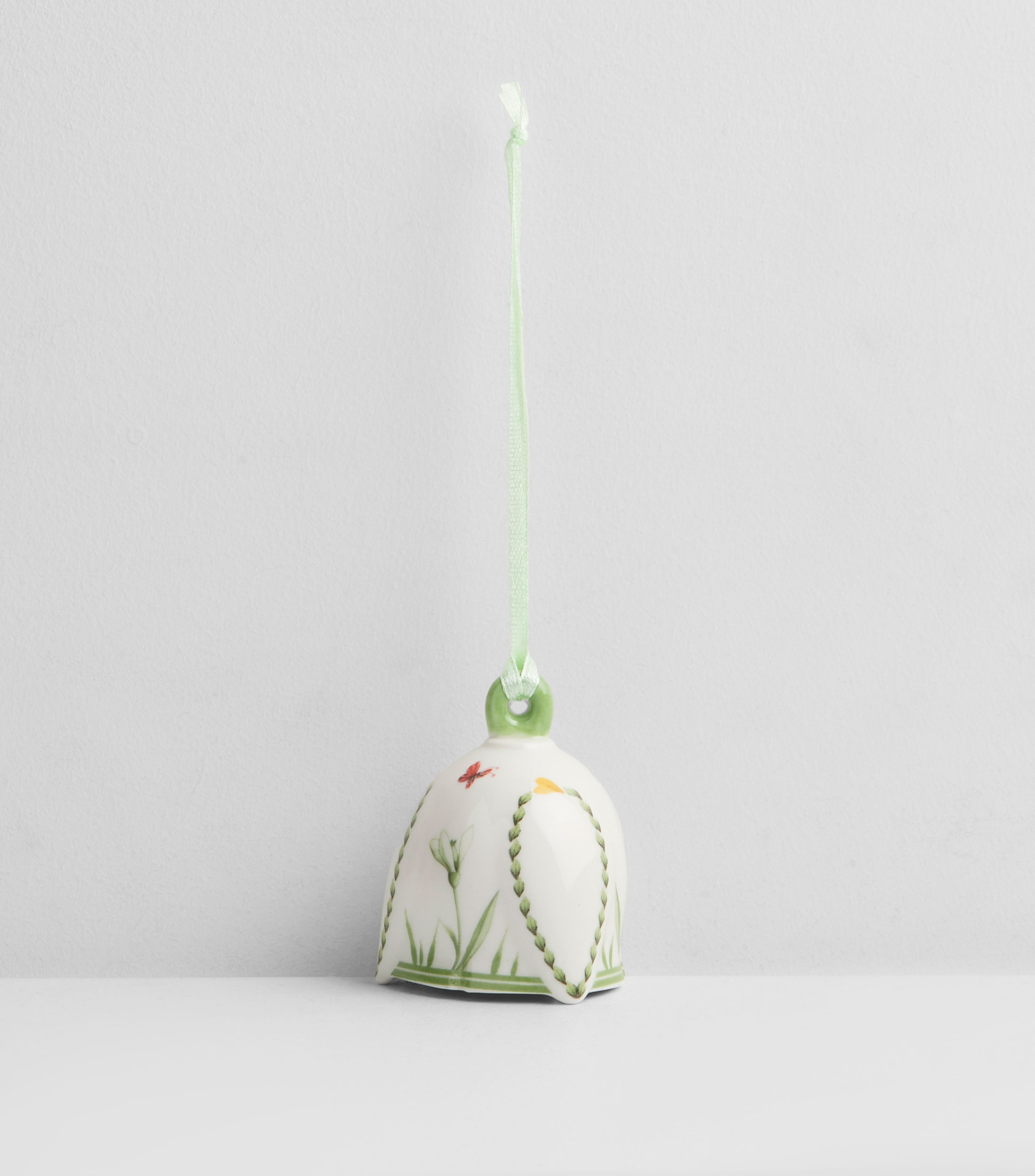 Ornamento New Flow en porcelana