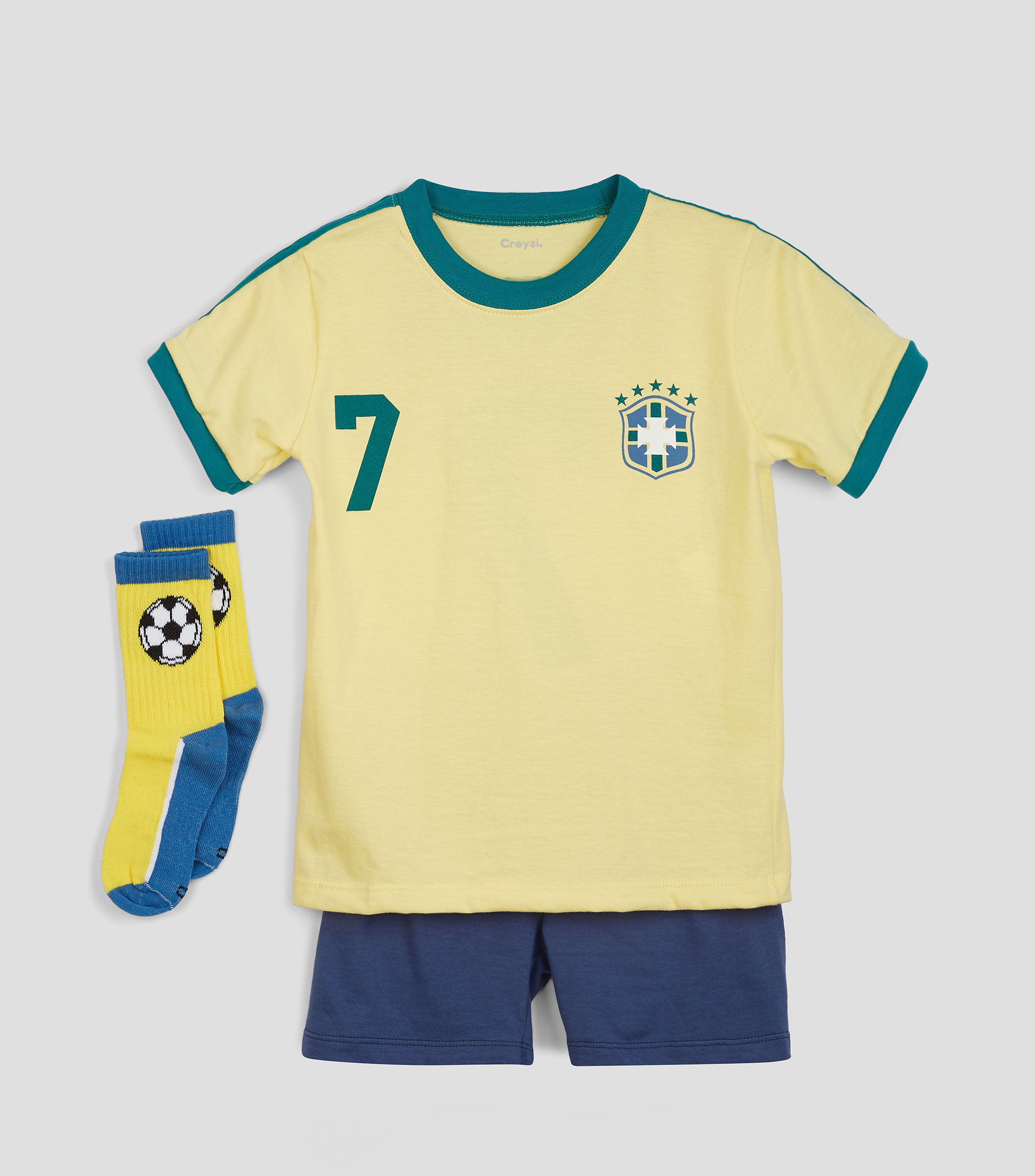 Conjunto de Playera, Short y Calcetines Niño