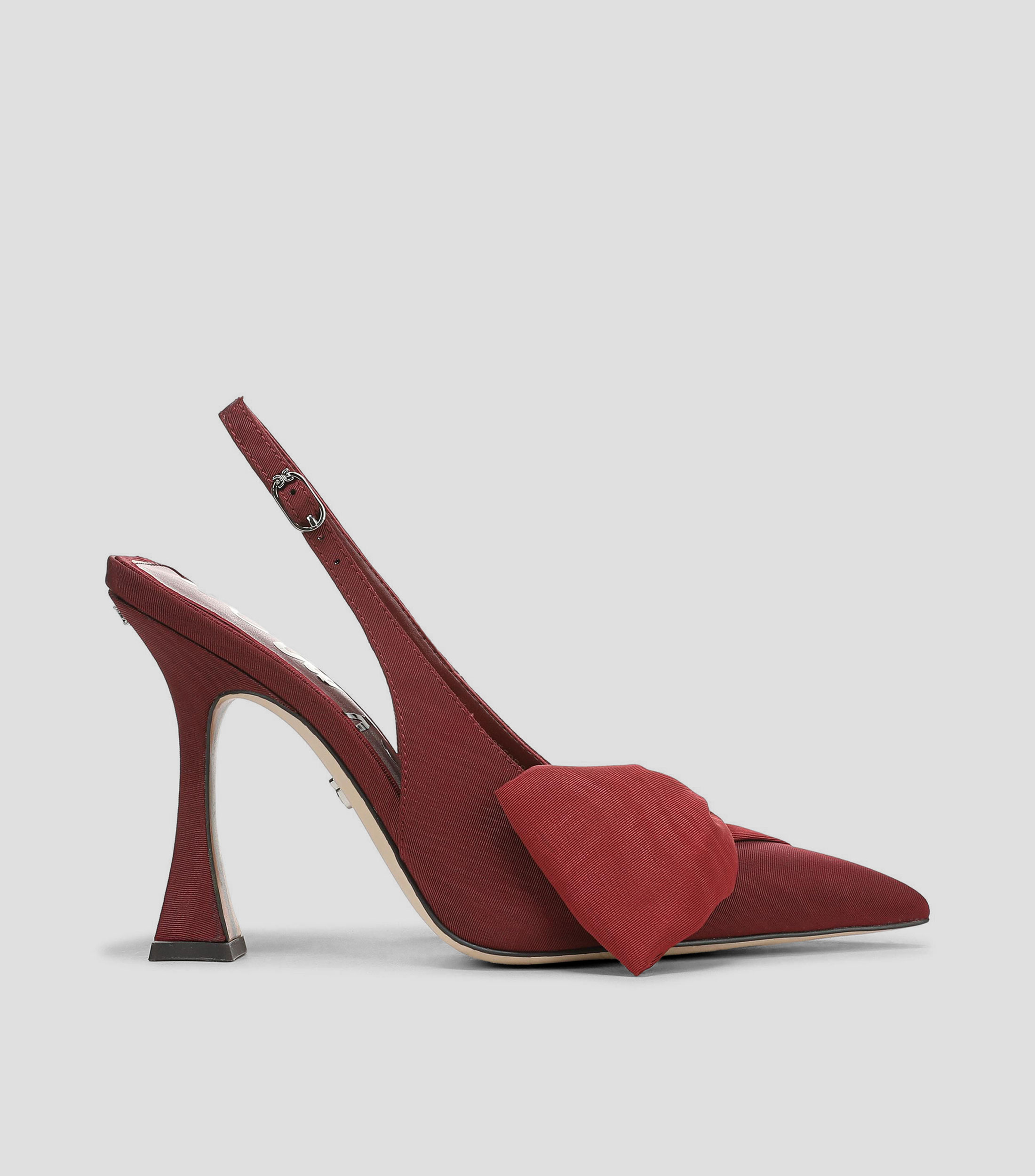 Zapatillas pump con tacón alto de aguja Mujer