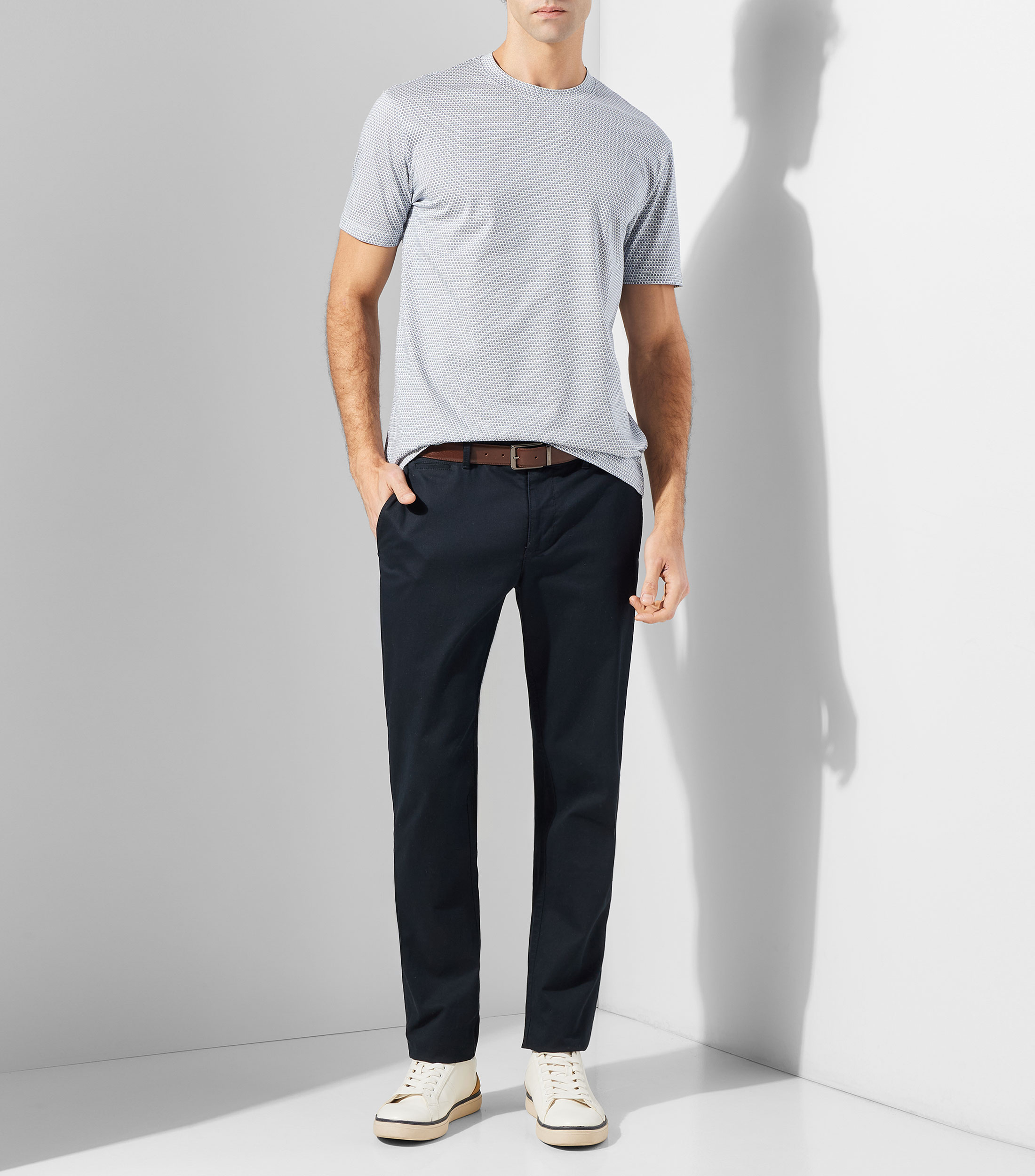Playera cuello redondo manga corta estampada Hombre