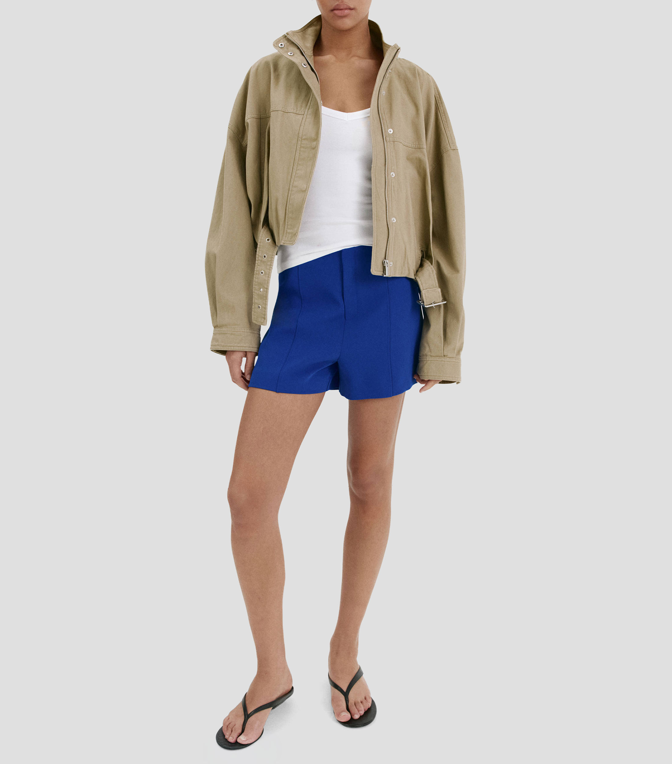 Short liso Mujer