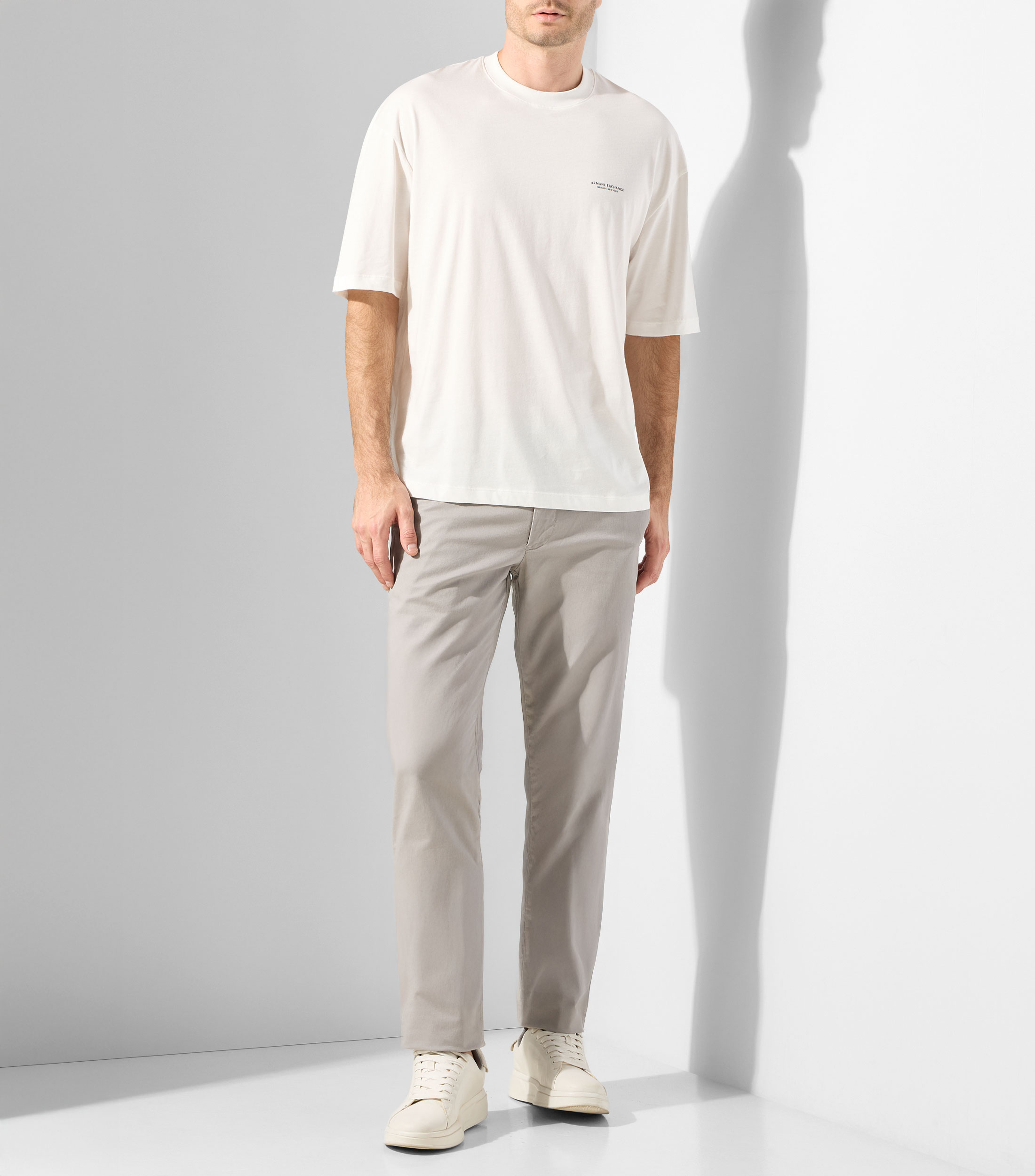 Playera cuello redondo manga corta estampada Hombre