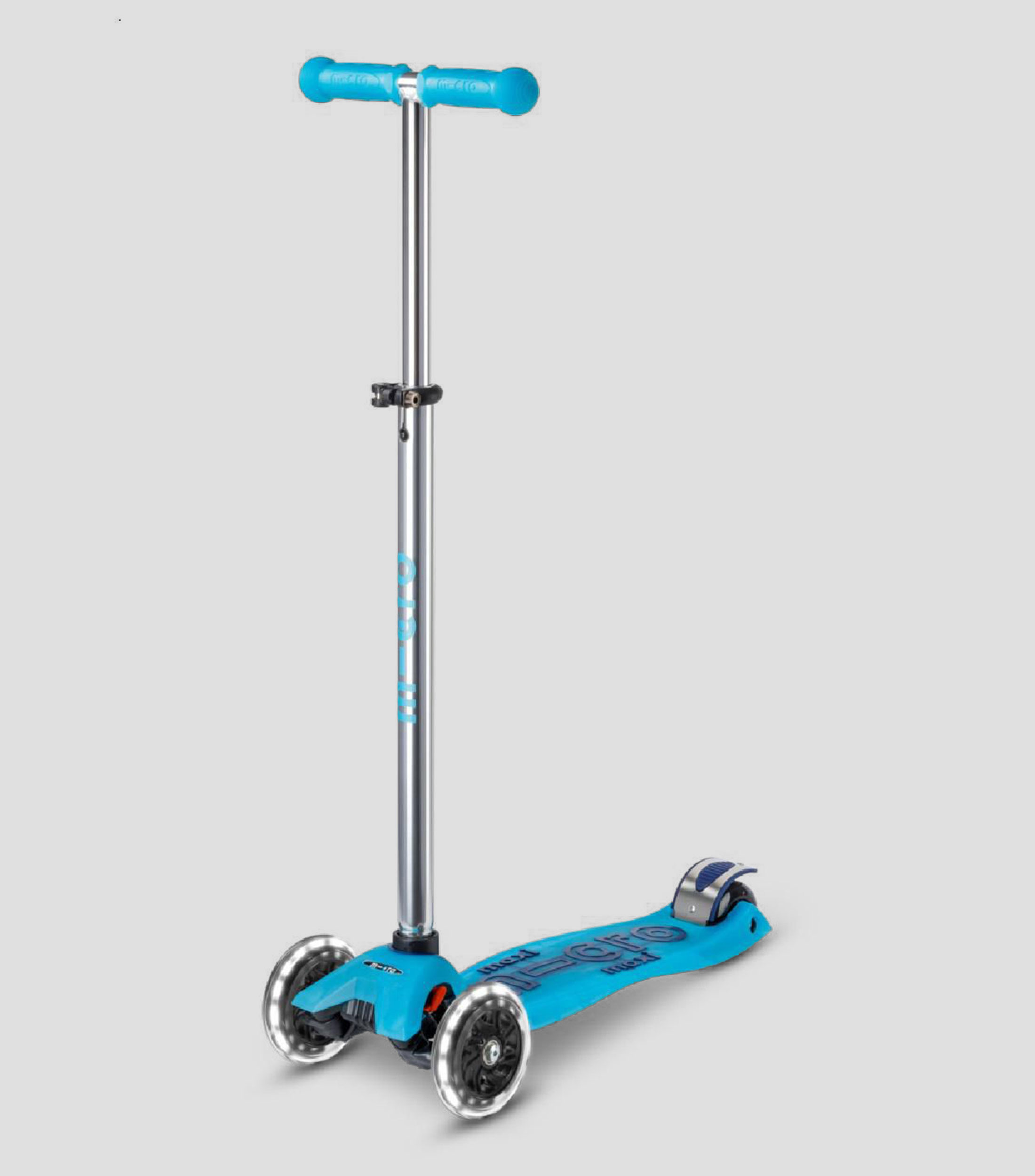 Scooter Maxi Micro Deluxe Glow LED Crystal Blue