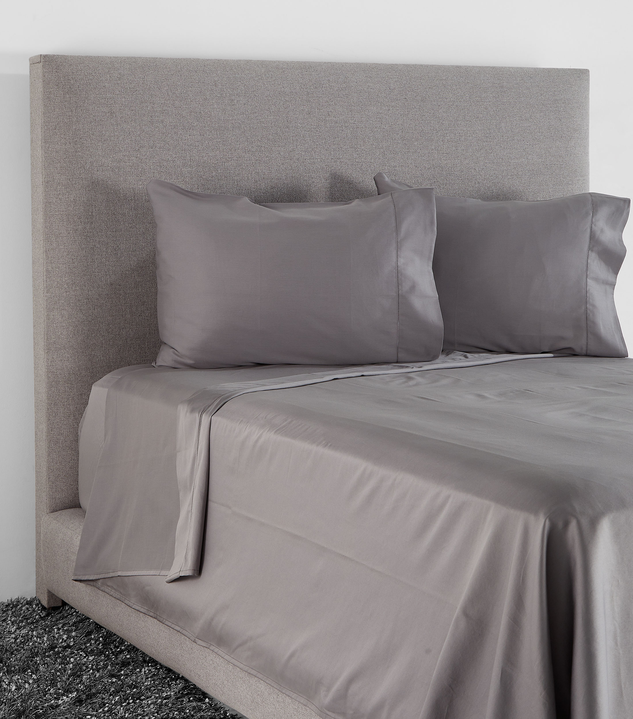 Juego de Sabanas Satin Acero Queen Size
