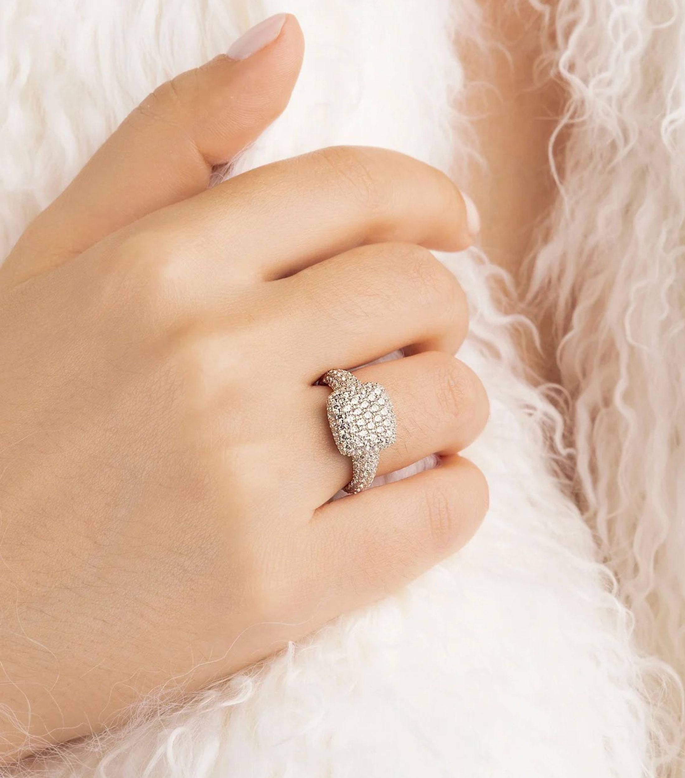 Anillo en plata de ley con circonitas Mujer