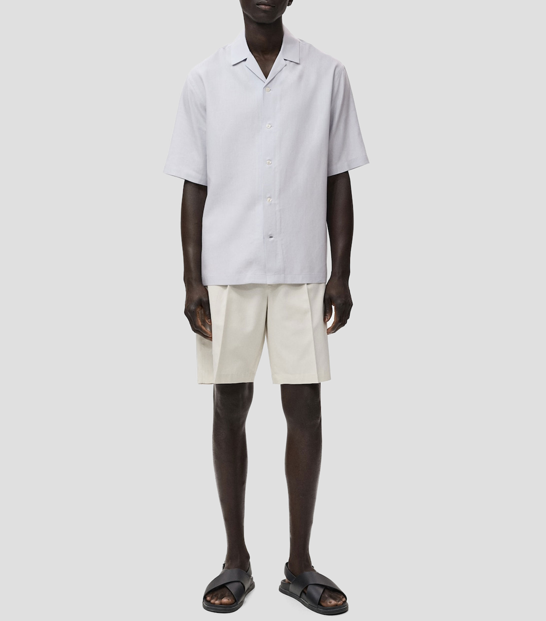 Camisa lisa de manga corta Hombre