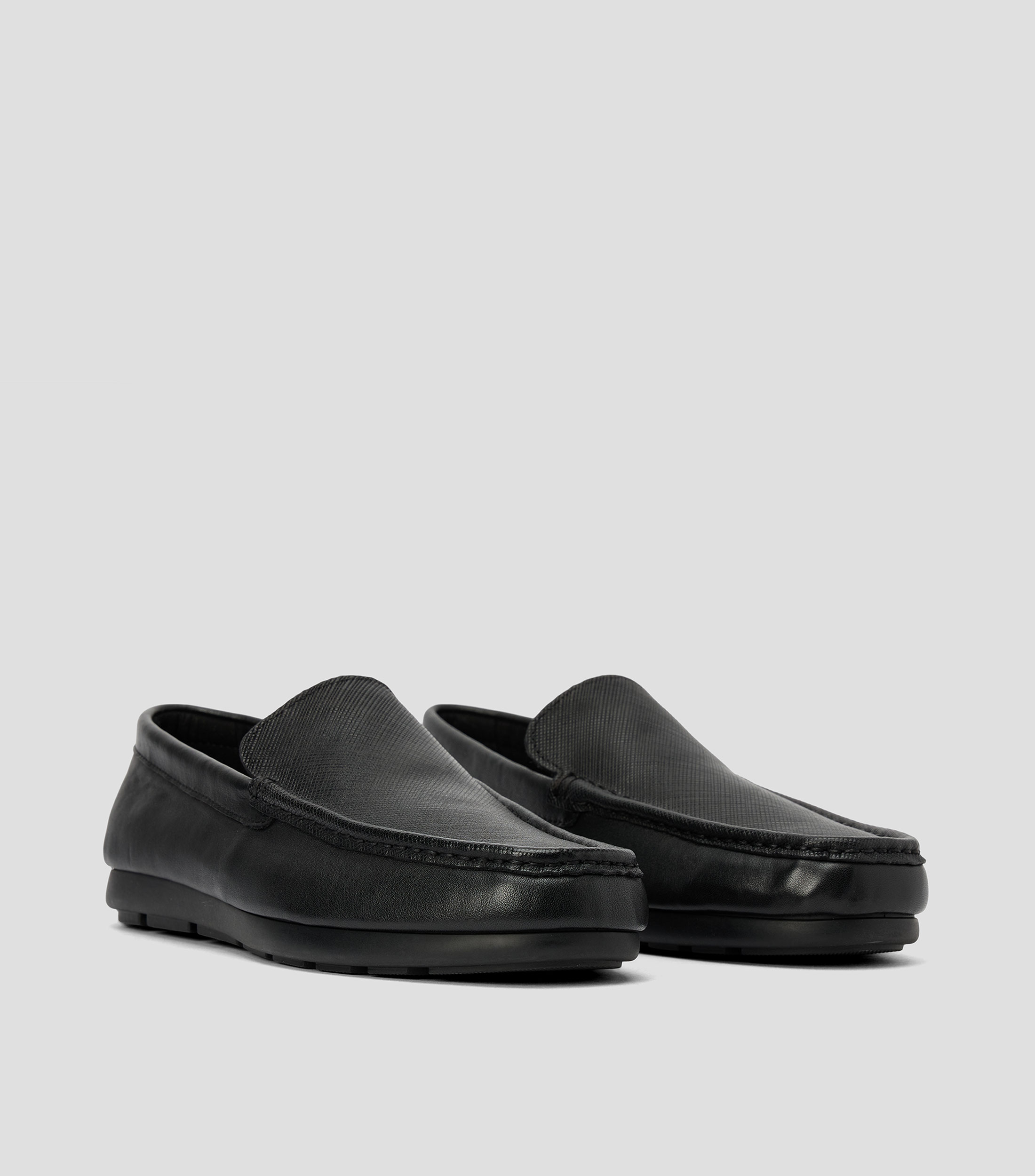 Mocasines en piel lisos Hombre