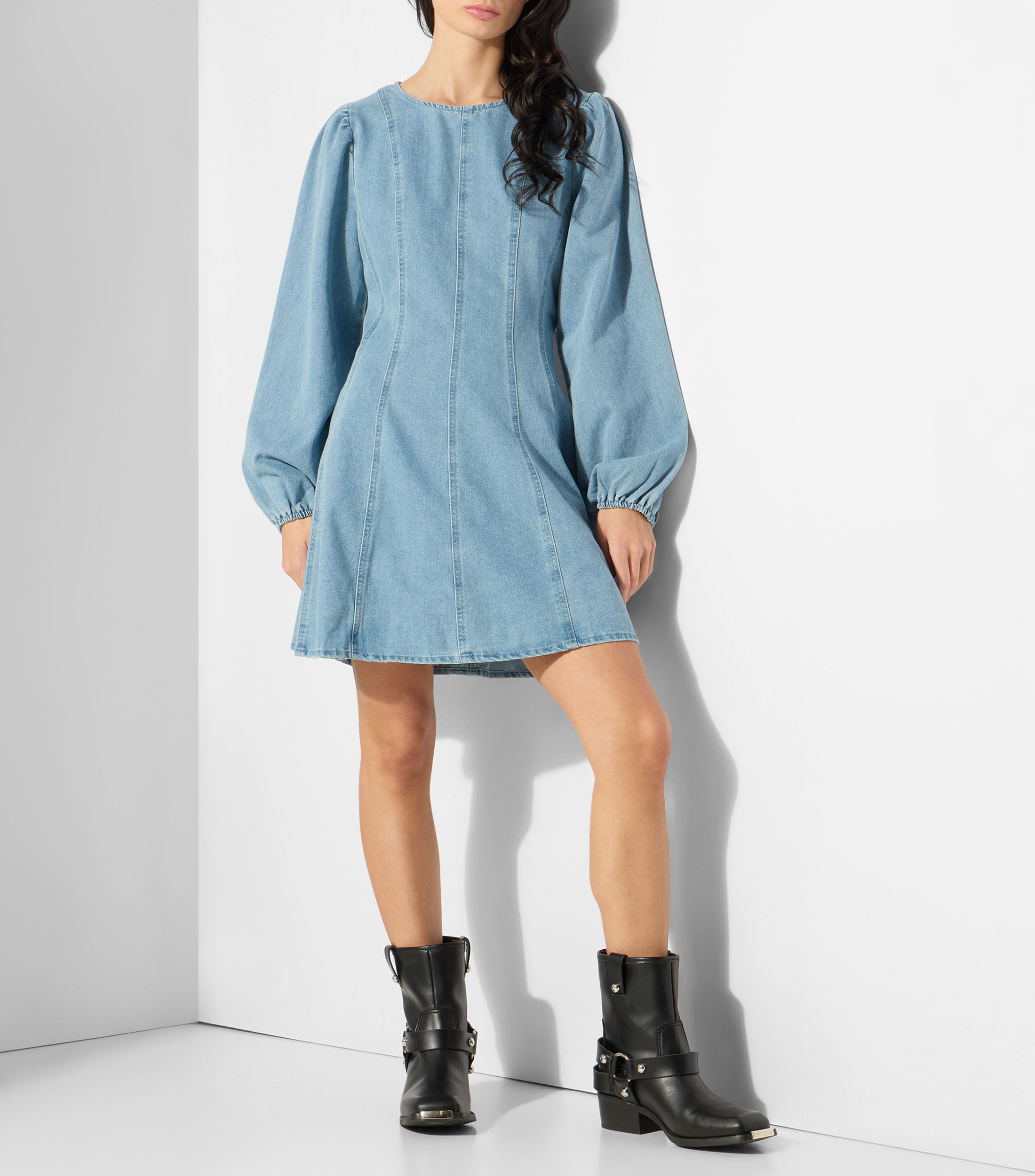 Vestido corto manga larga liso Mujer