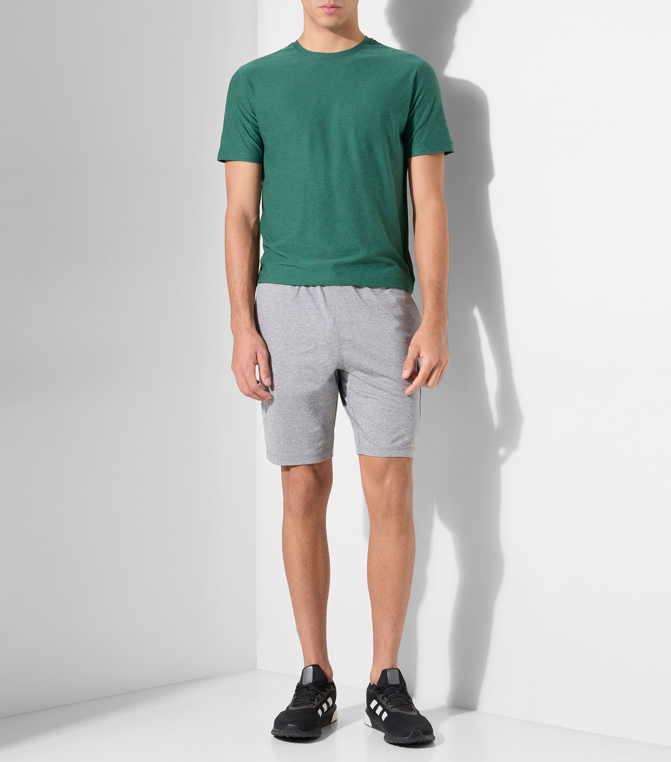 Short para entrenamiento liso Hombre