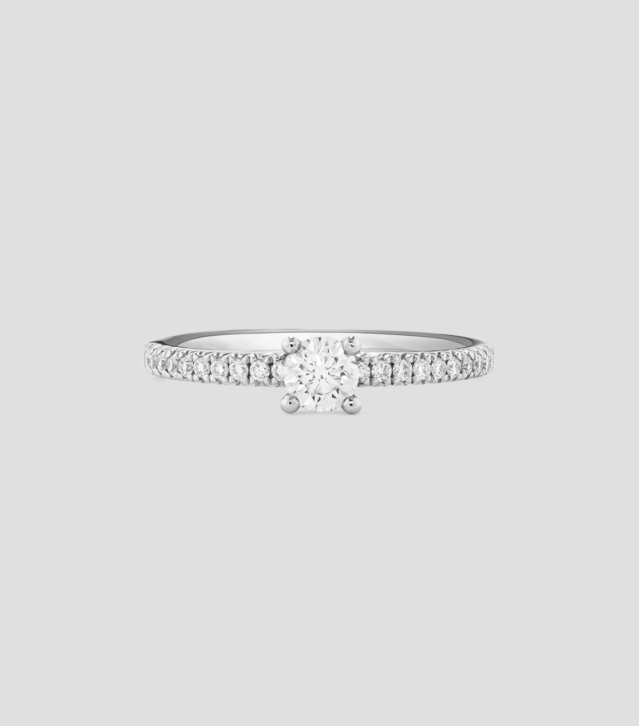 Anillo en Oro blanco con diamante mujer