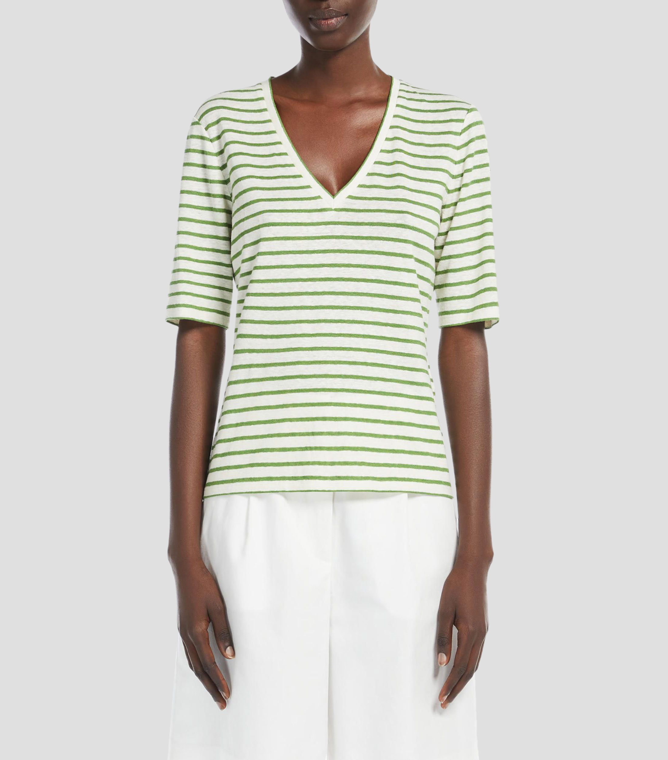 Playera de cuello V con manga corta y rayas Mujer
